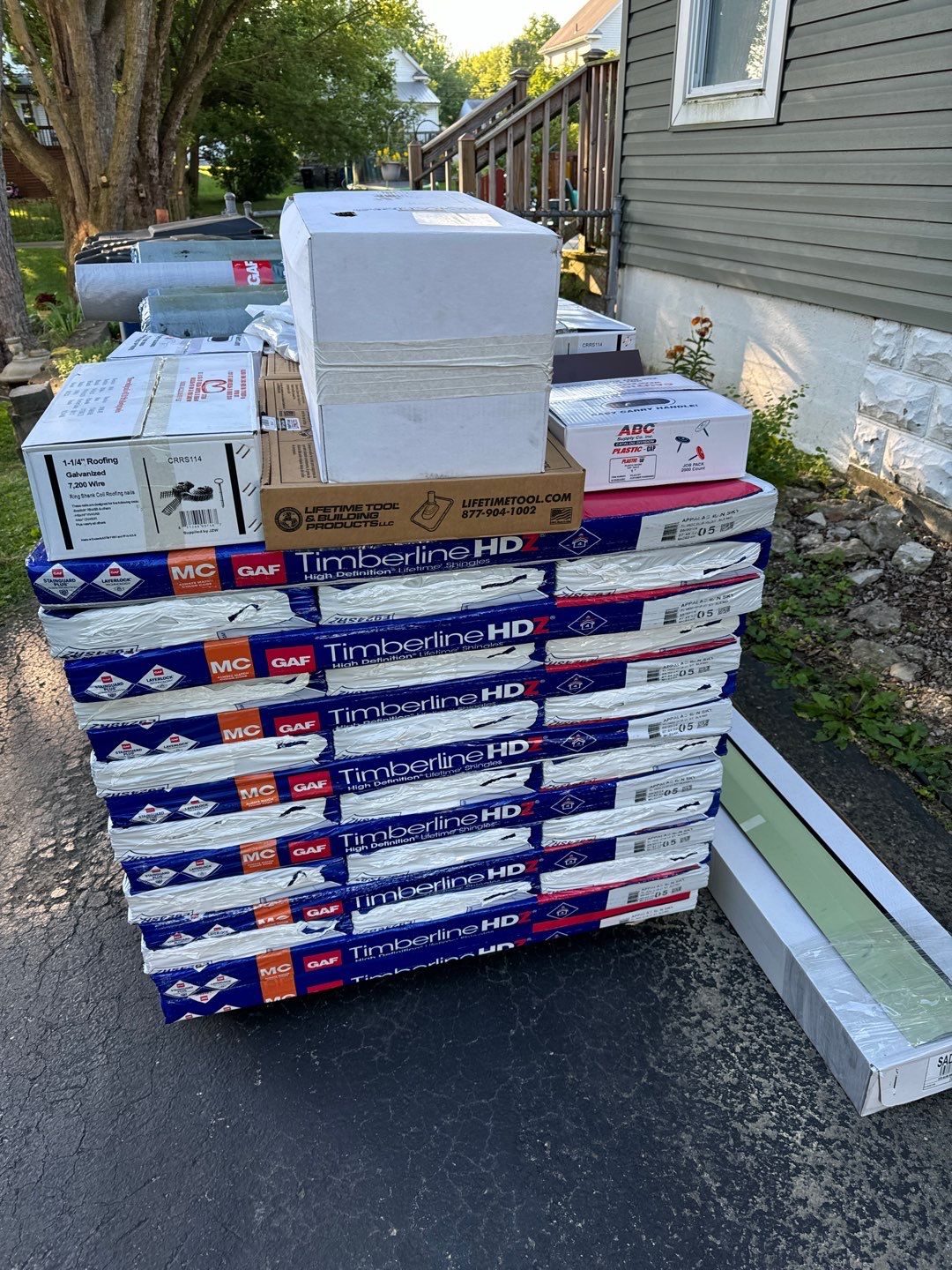 Residential Roofing Installation using Timberline UHDZ Shingles - Appalachian Sky by RoofX 