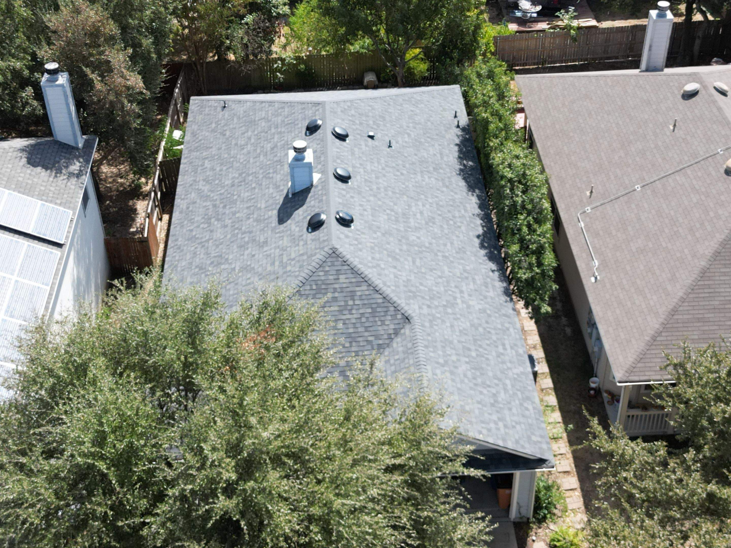 Estate Gray - Owens Corning TruDefinition Duration by RoofsOnly.com