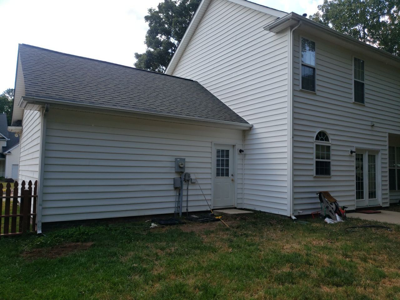 House Wash using cleaner by Power Wash Masters LLC