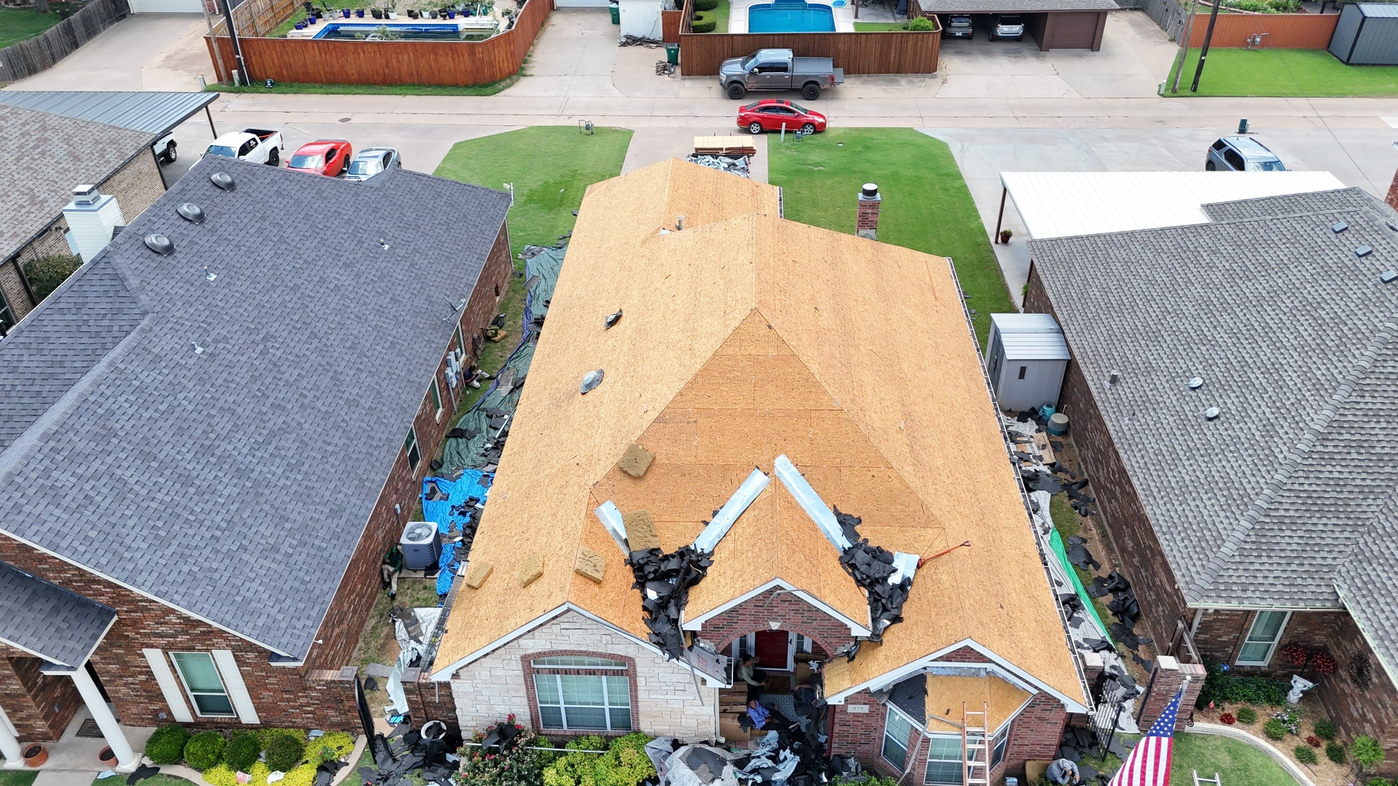 Burkburnett Roof Replacement Featuring Owens Corning Onyx Black Shingles by Shearman Roofing & Construction