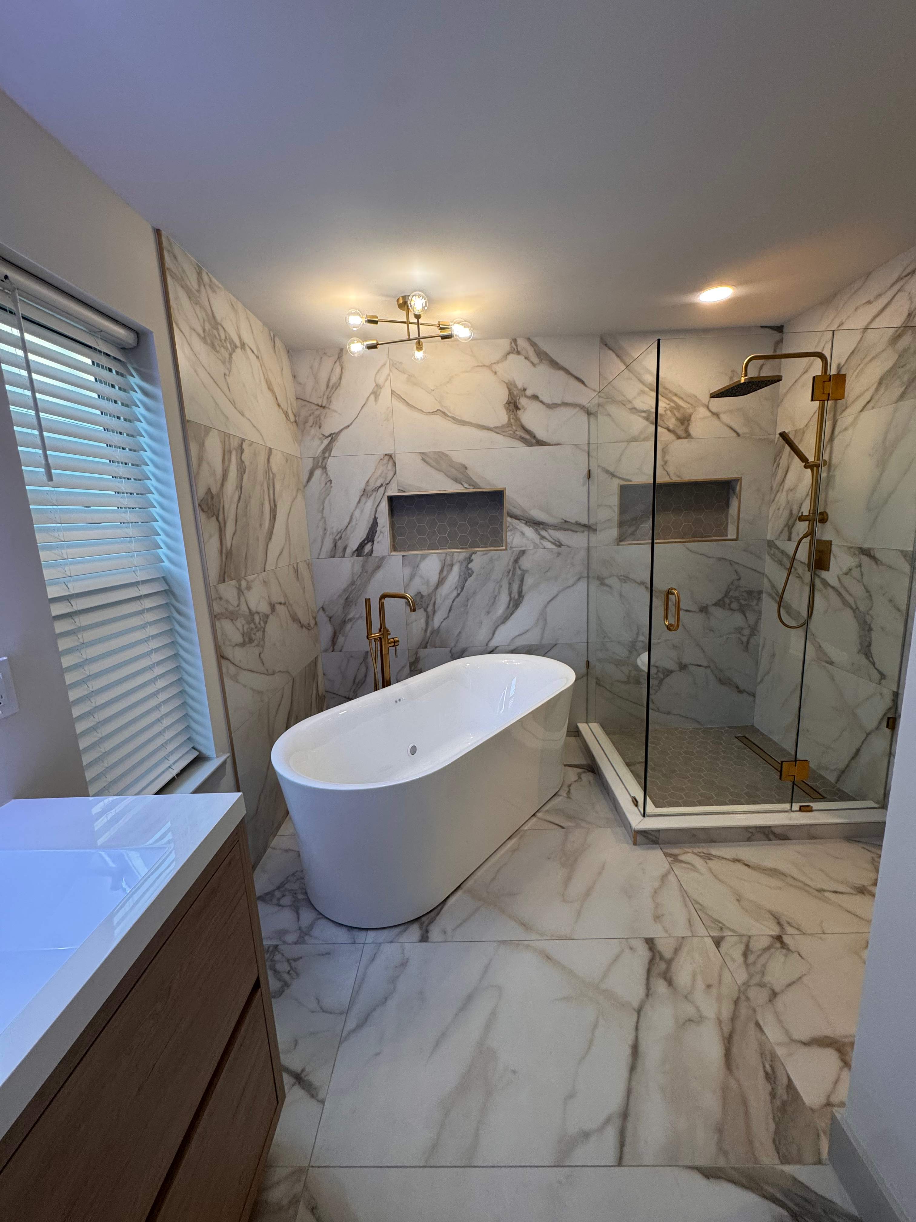 Master bathroom renovation by Prudencio