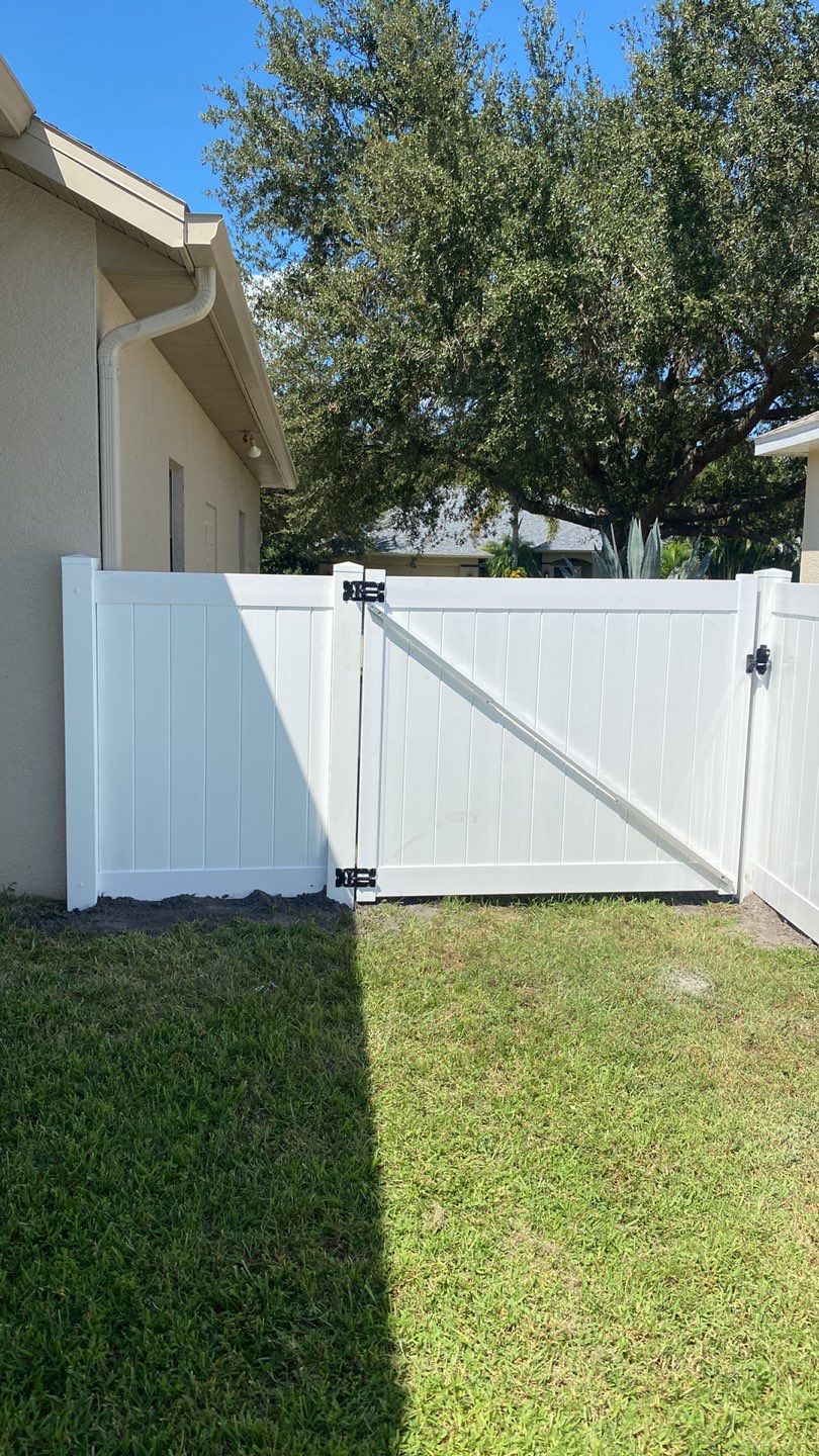 Vinyl Fence Installation using Vinyl Privacy Fence  by Asap fence and gates, LLC