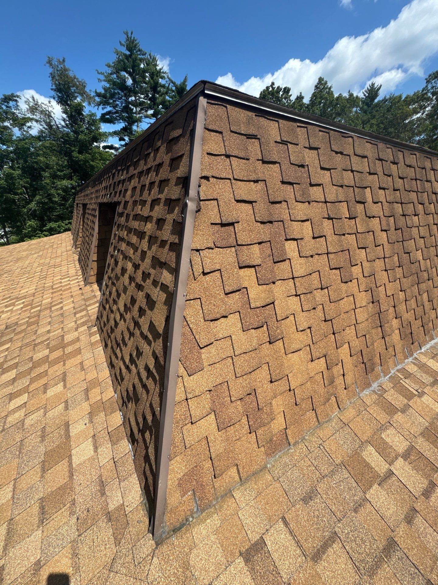 Emergency Roof Patch and Leak Mitigation in Townsend by Boston Board Up