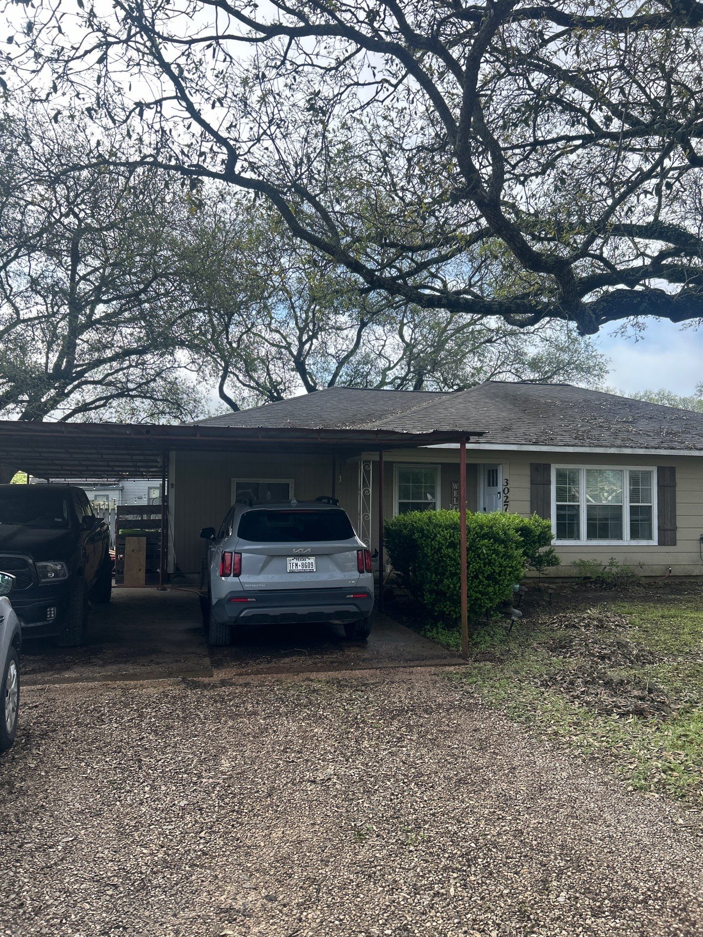Residential Roofing Repair using Owen's Corning Duration (Lifetime) Shingles by Roof Repair Company