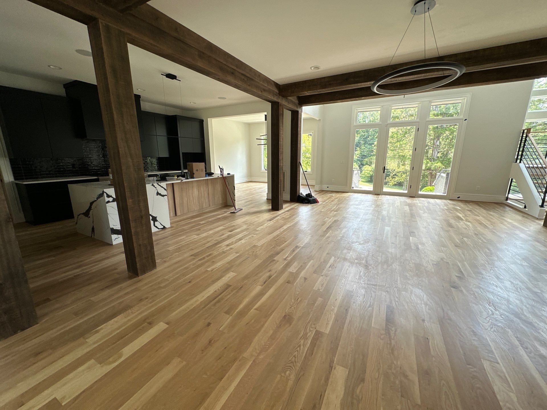 Interior Paint and Flooring in Nashville by Music City Improvements