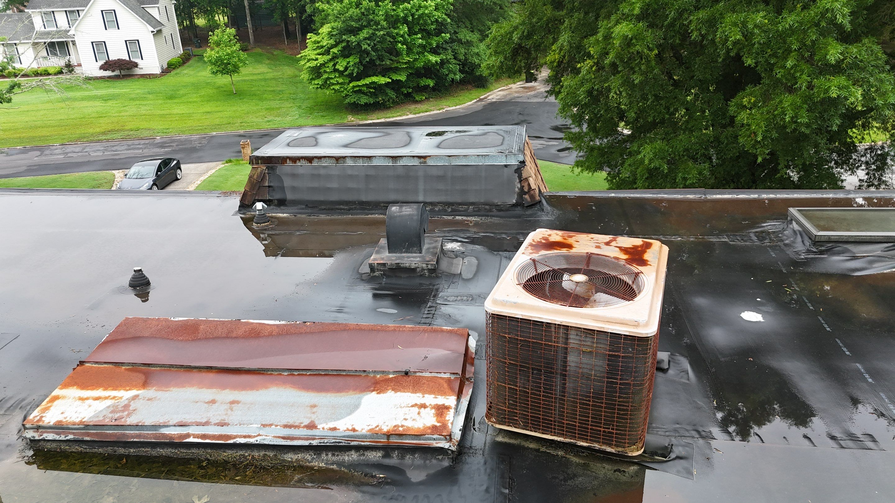 Commercial Flat Top Roof by Roof Bullies