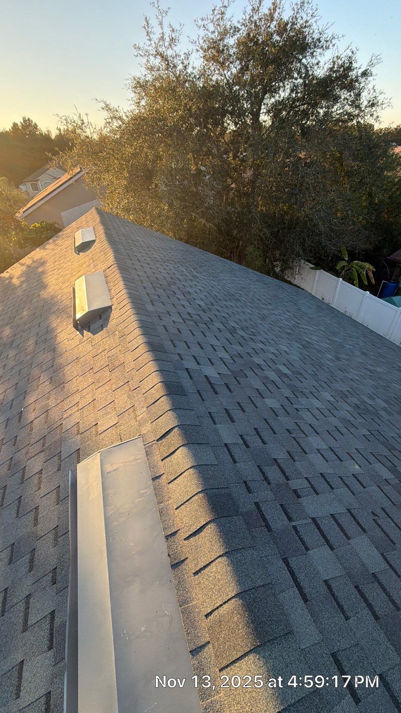 Atlas Pinnacle Pristine Architectural Shingle Roof Replacement in Kissimmee by Fortified Roofing Solutions Corp.