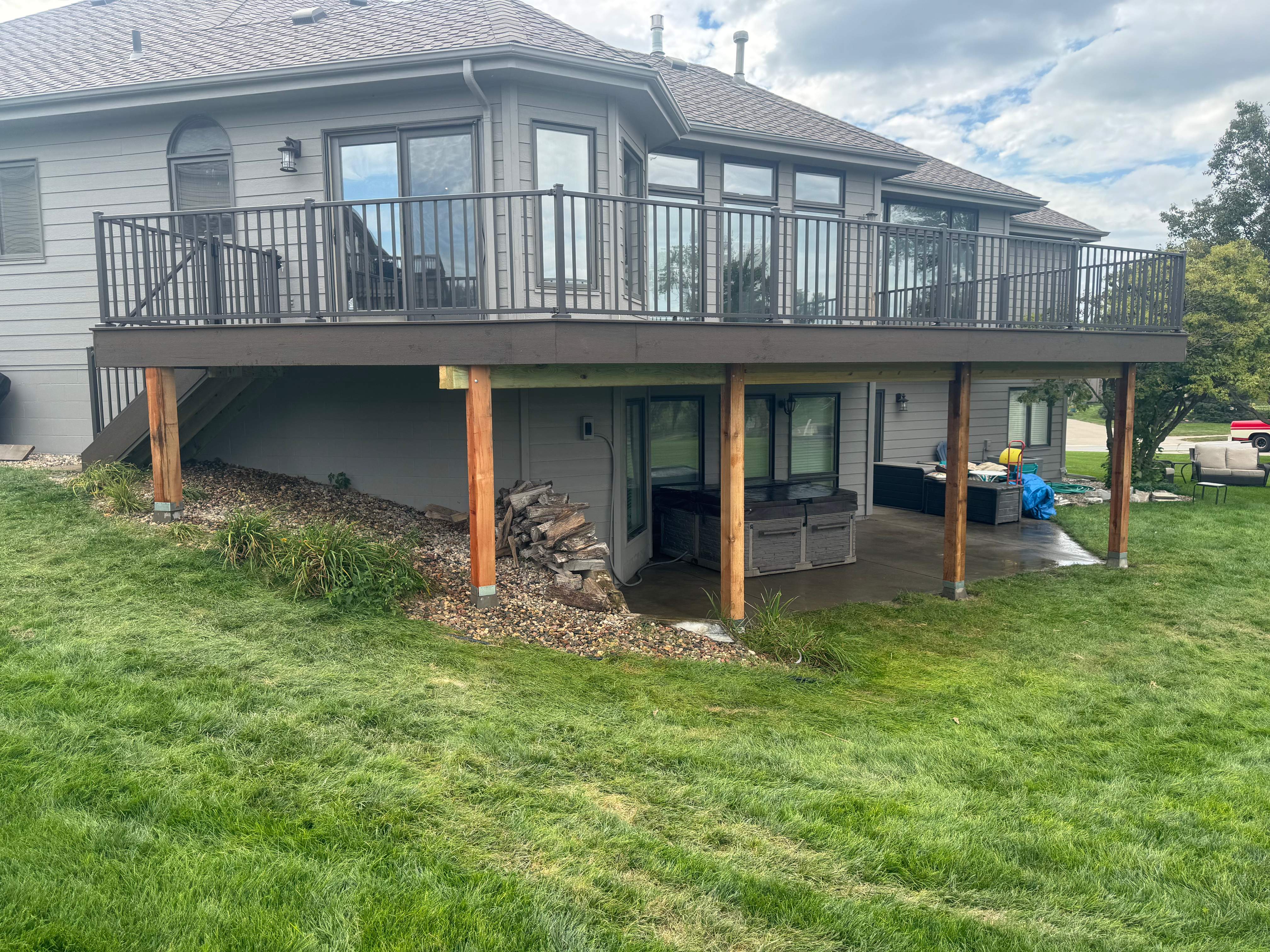 Custom golf course deck by EAGLE EYE ENTERPRISES