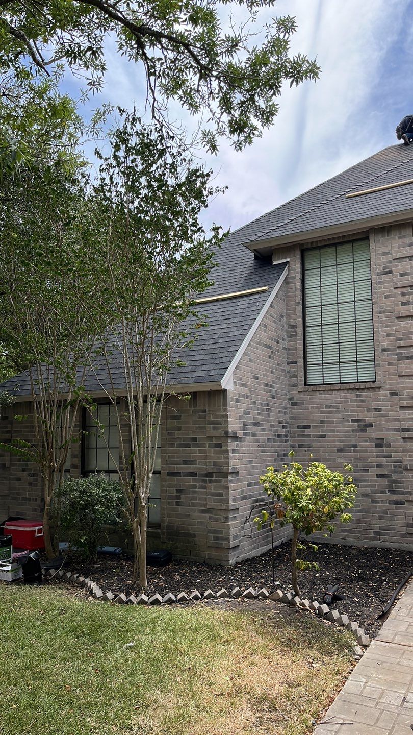 Grey is the new Black by Bayfront Roofing and Construction