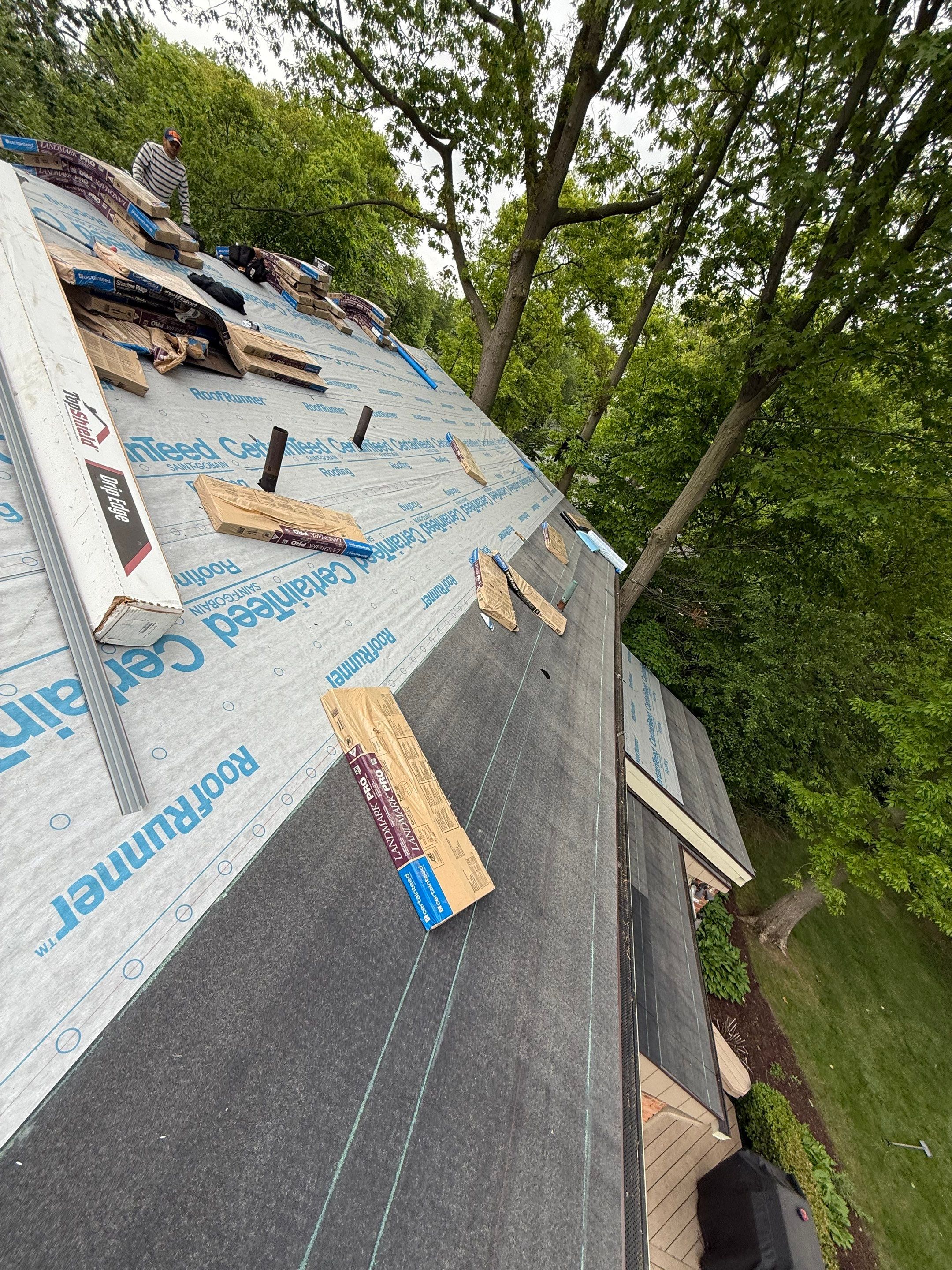 Project by Eave Roofing by Eave Roofing
