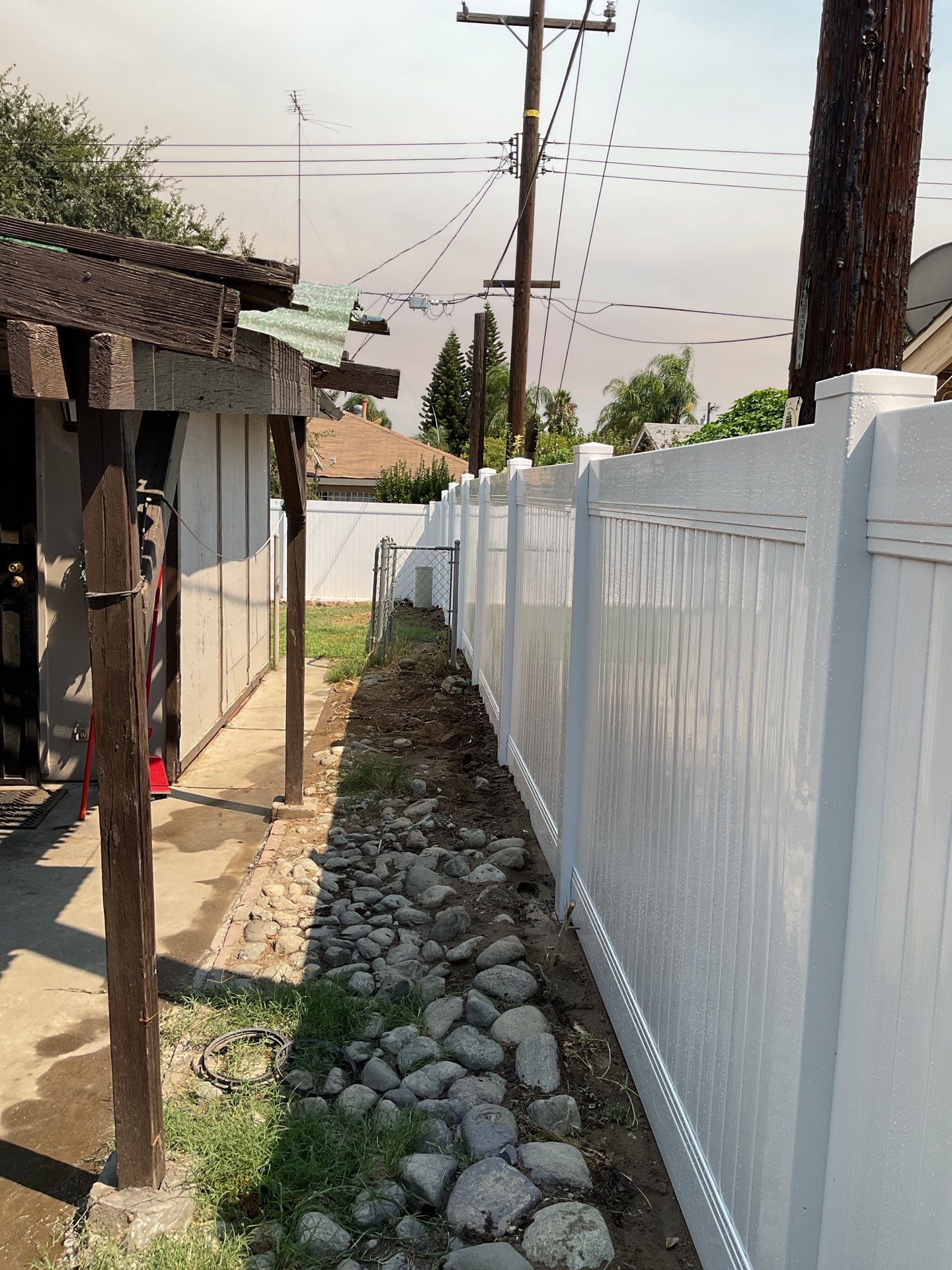 Fence Installation using Vinyl by Fence Guys Inc.