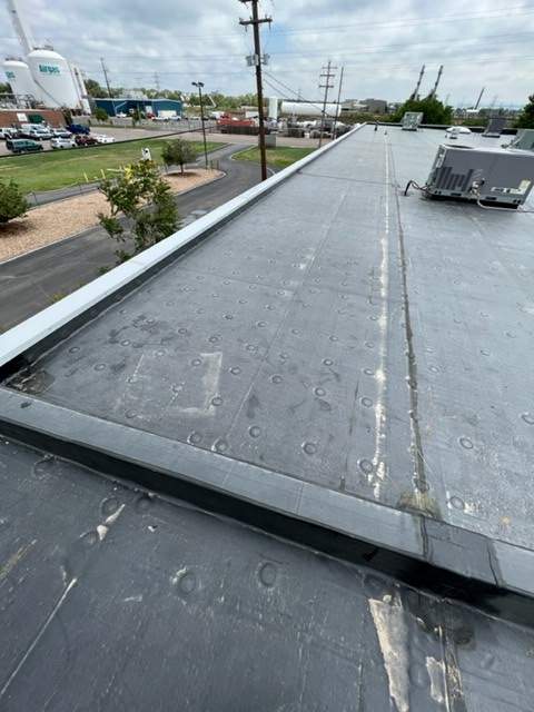 Commercial Roofing Installation using MuleHide EPDM .60 - BLACK by A to Z Roofing