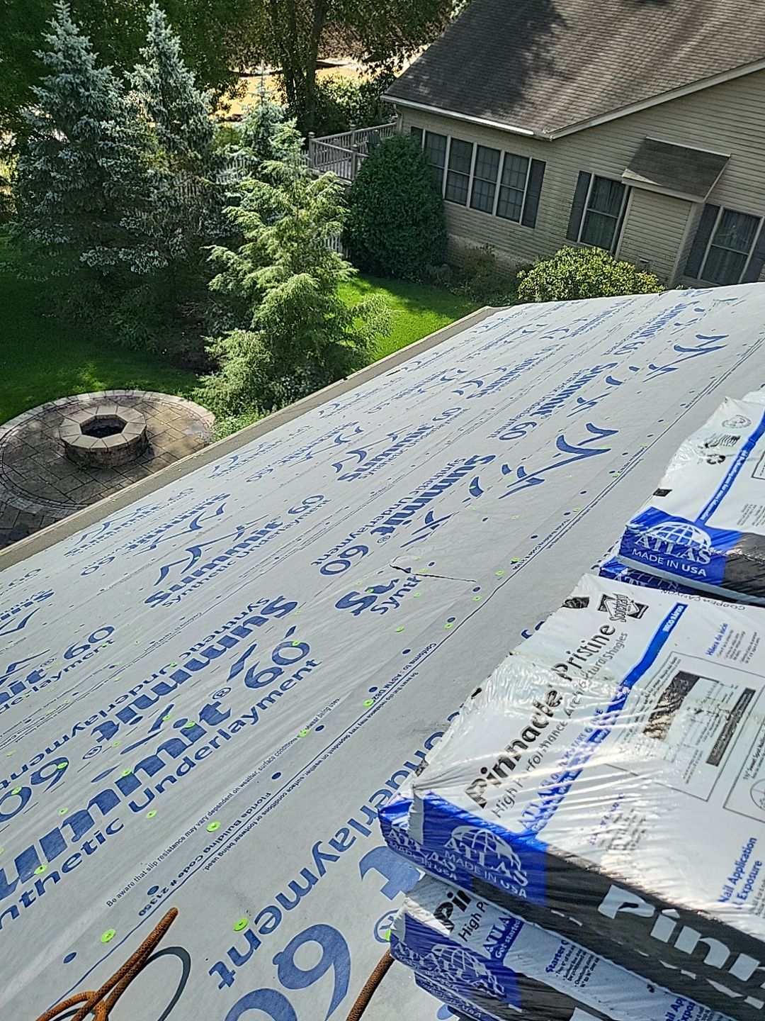 ATLAS PINNACLE COLOR: COPPER CANYON by Eagle Eye Roofing