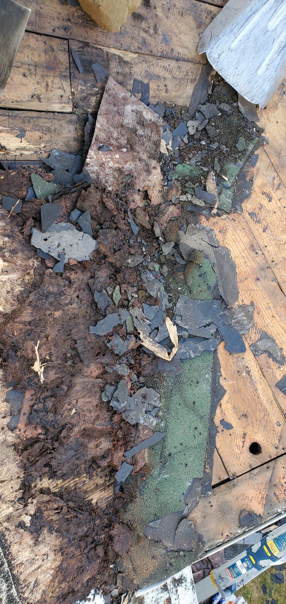 ATLAS PINNACLE SCOTCHGARD COLOR: PEWTER DRIP EDGE: BLACK by Eagle Eye Roofing