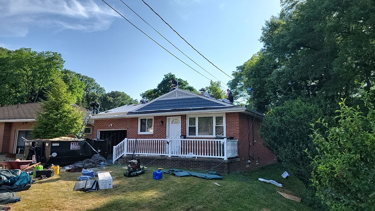 Brand: Atlas Pinnacle Color: Pristine Sunset Drip: White by Eagle Eye Roofing