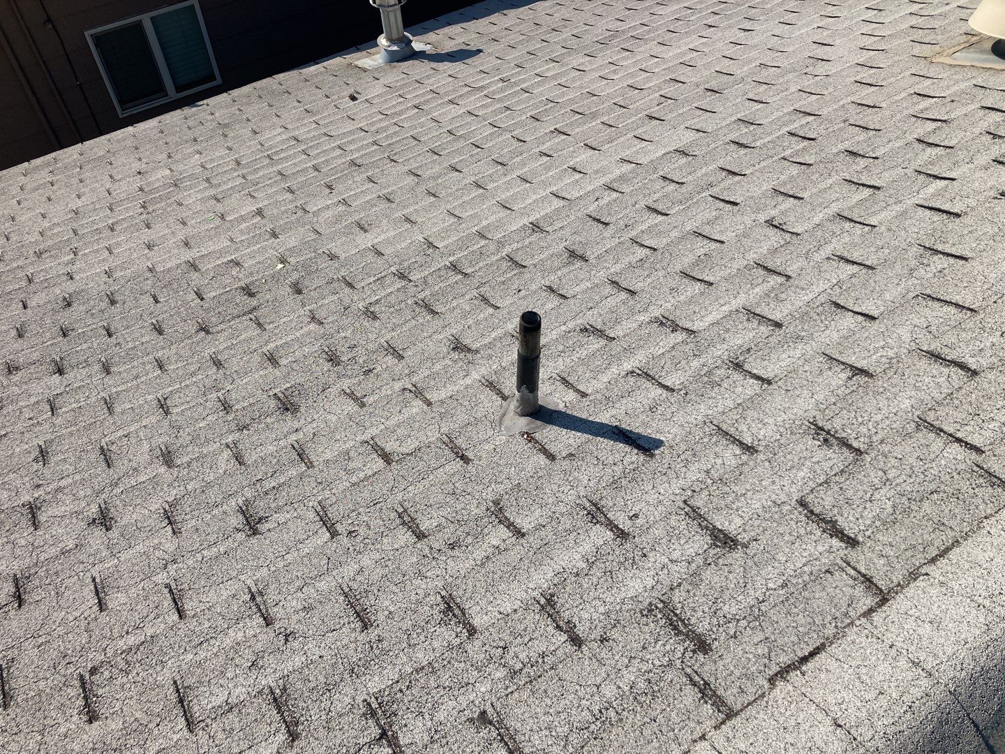 Nampa ID., single level Investment Property Roofing Installation using Owens Corning Oakridge in Peppermill Grey by ID Roofing LLC
