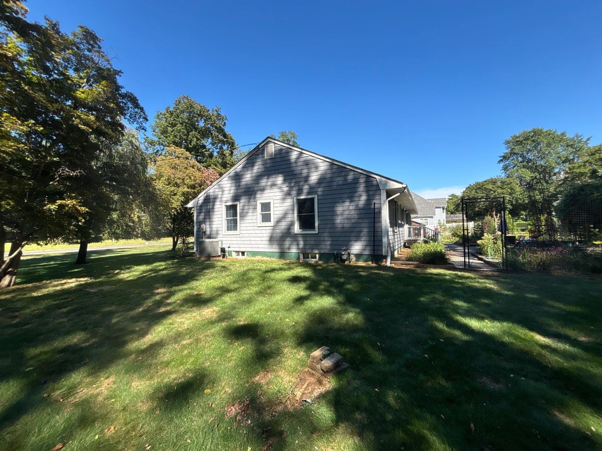 Pressure Washing in Tinton Falls, NJ by Clearview Washing