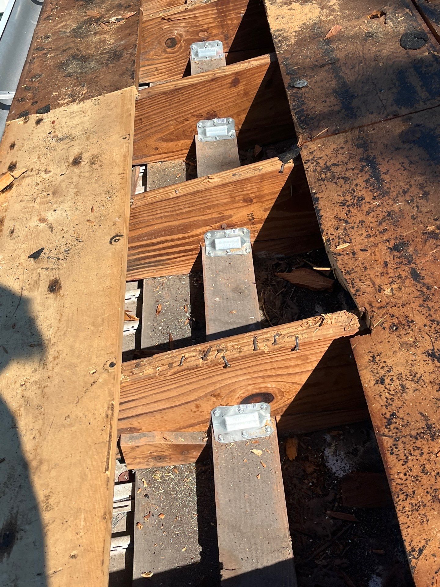 Project in St. Petersburg 33710 by Mitchell Roofing Company LLC 