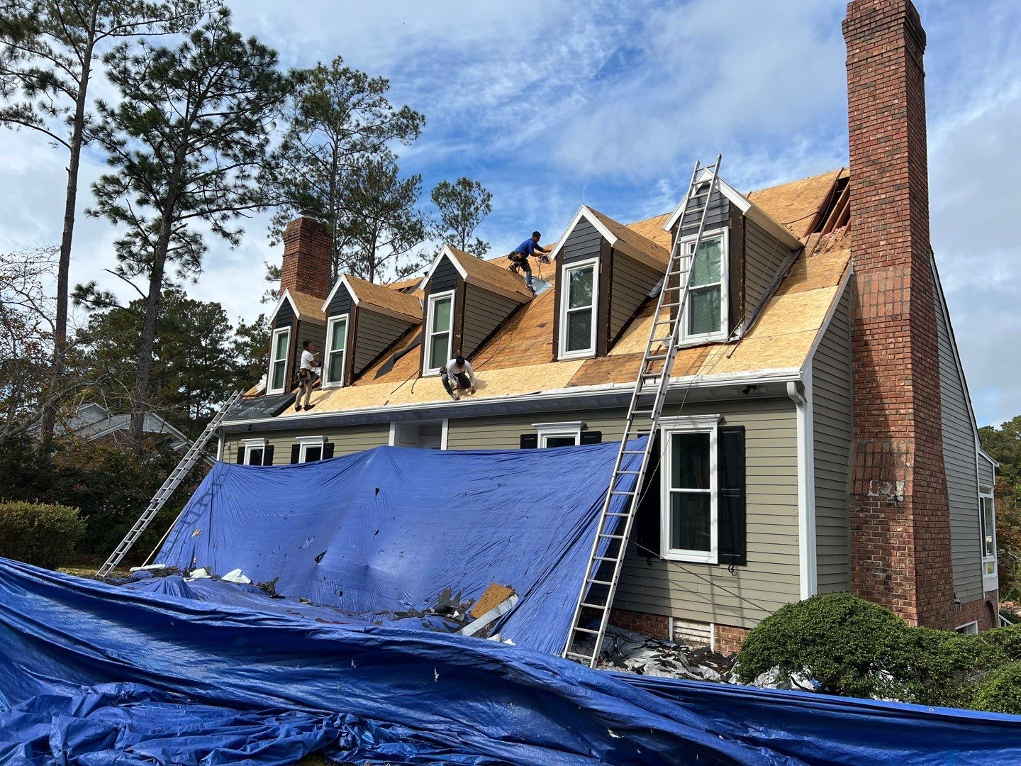 Roof Replacement using Owens Corning Oakridge Architectural Shingles by Midlands Roofing & Exteriors