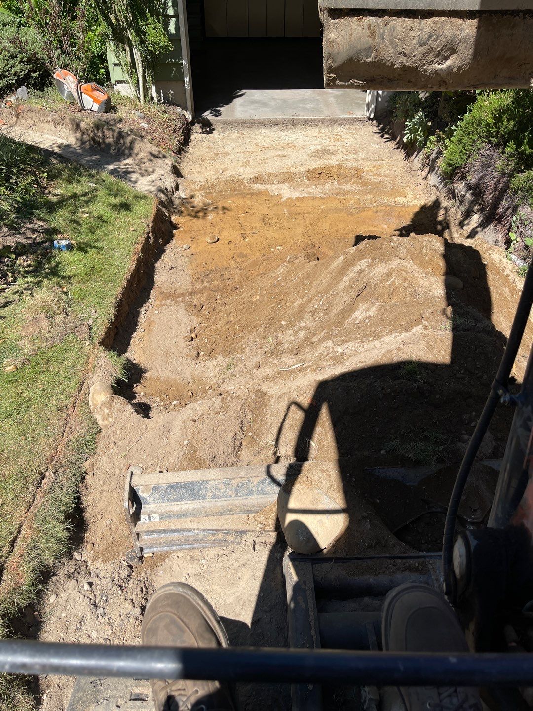Pavers Driveway & Walkway with Concrete Lip | Seattle  by Jireh Asphalt & Concrete Inc 