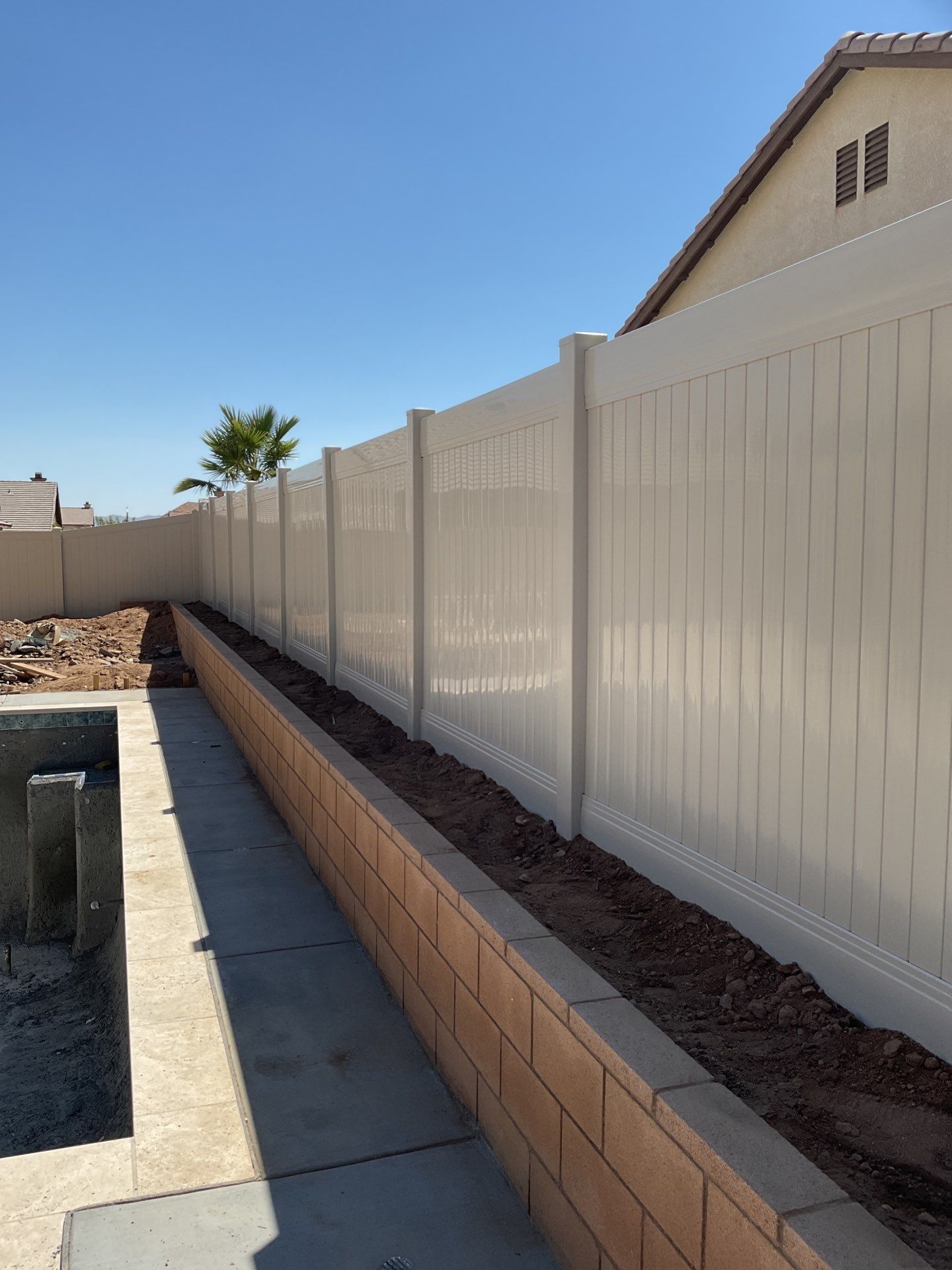 Fence Installation using Vinyl by Fence Guys Inc. 