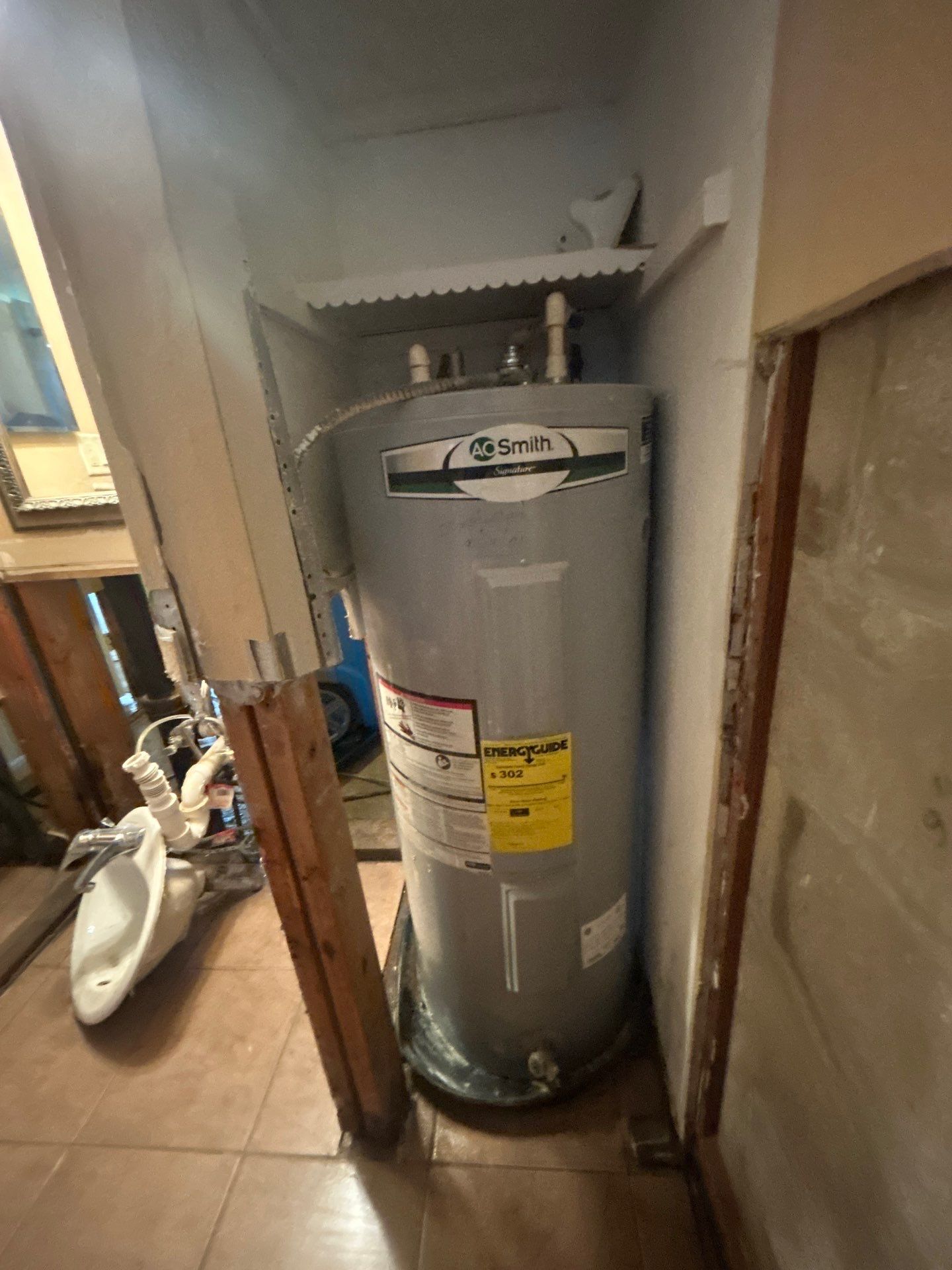 Commercial Mold Damage In Sarasota by Ampm Restoration Services