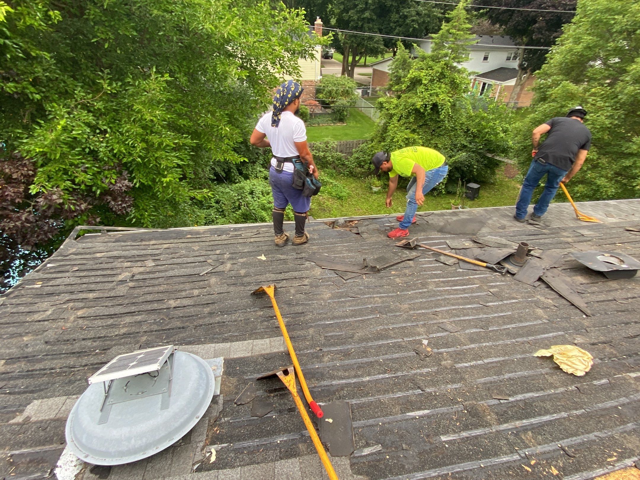 Roof Replacement using CertainTeed Landmark by 180 Contractors