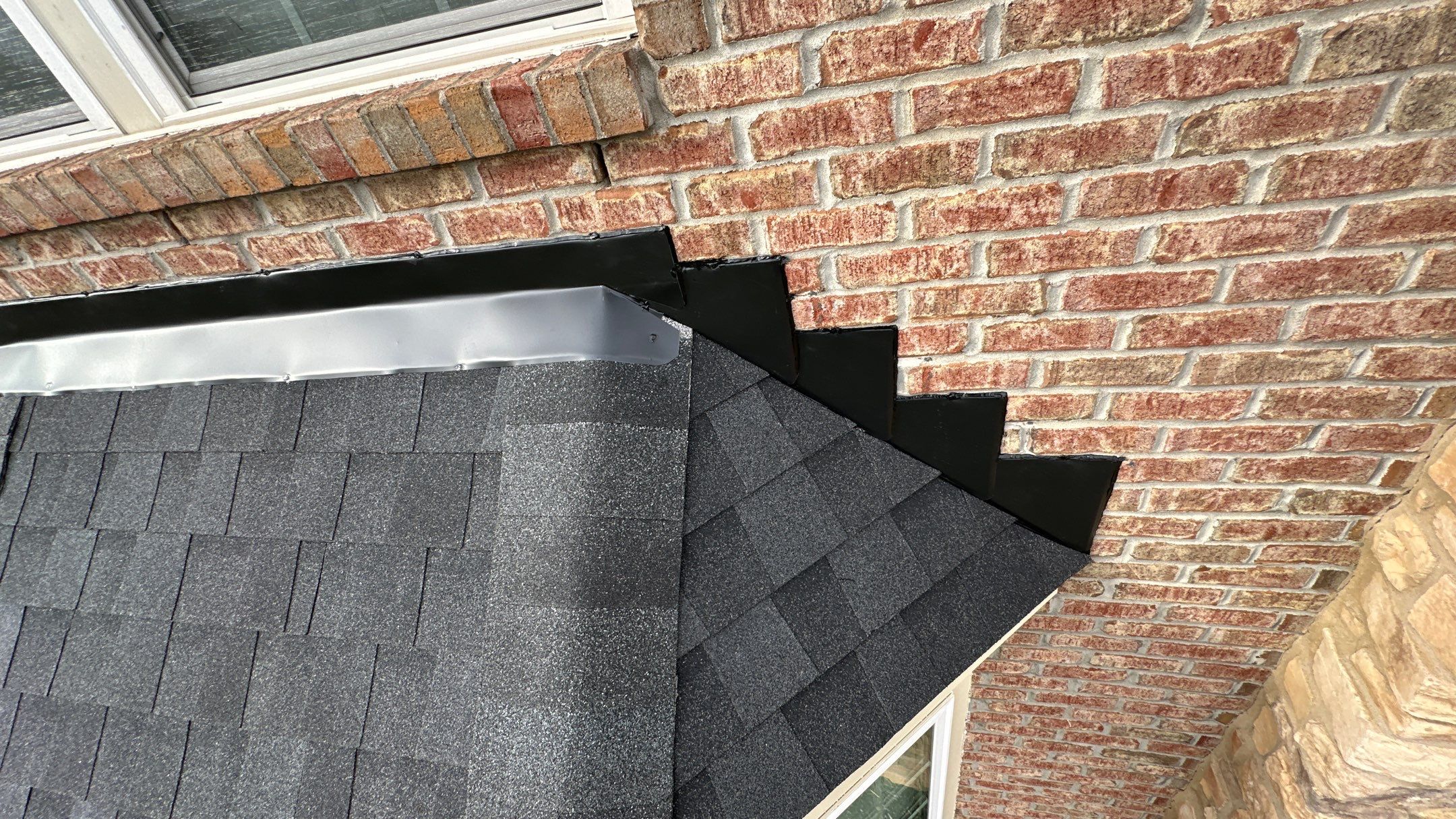 Liberty Township - Pristine Black by Tamlin Roofing
