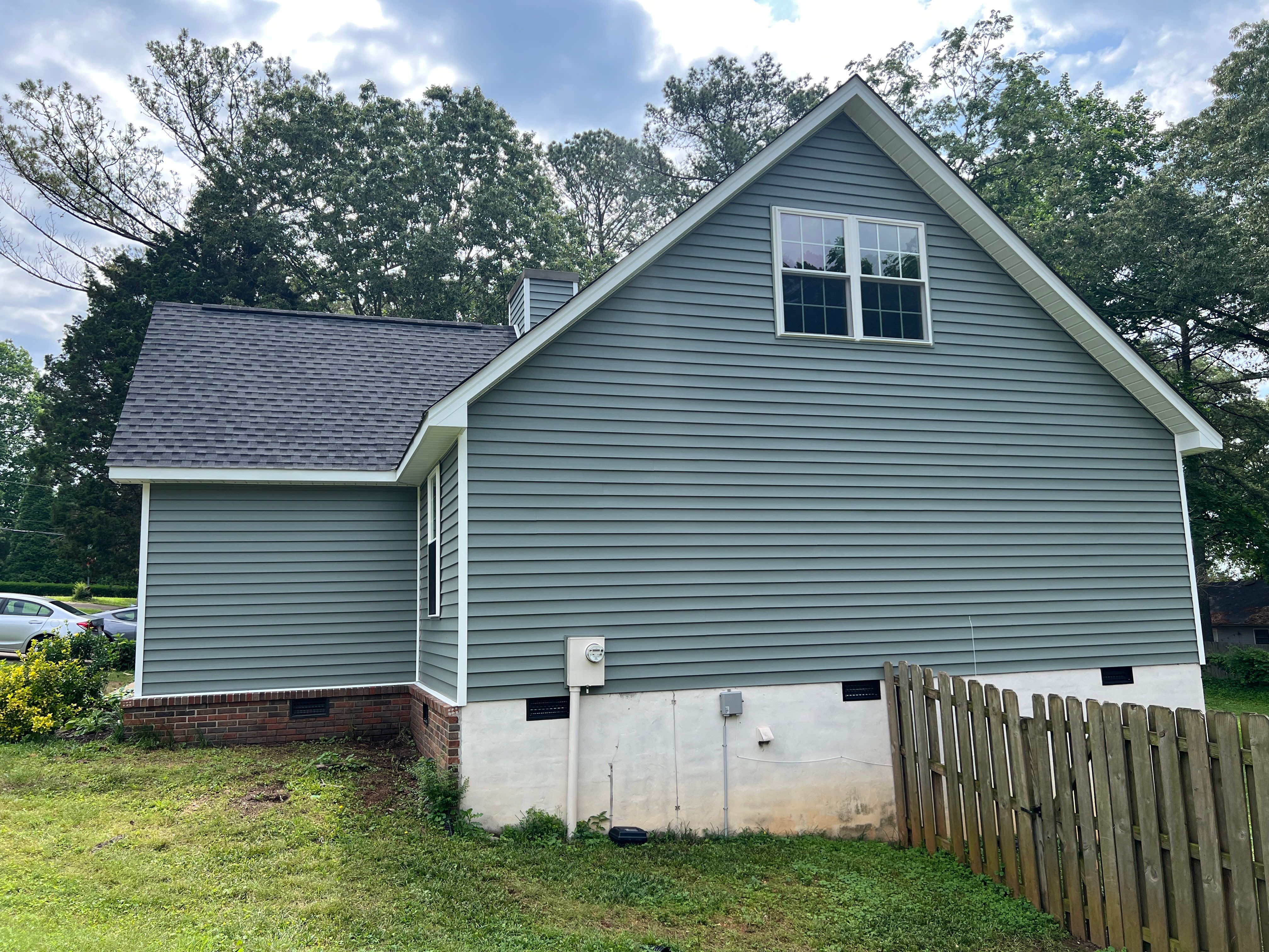 Siding Replacement using Mastic Carvedwood Vinyl Plank by Freedom Exteriors