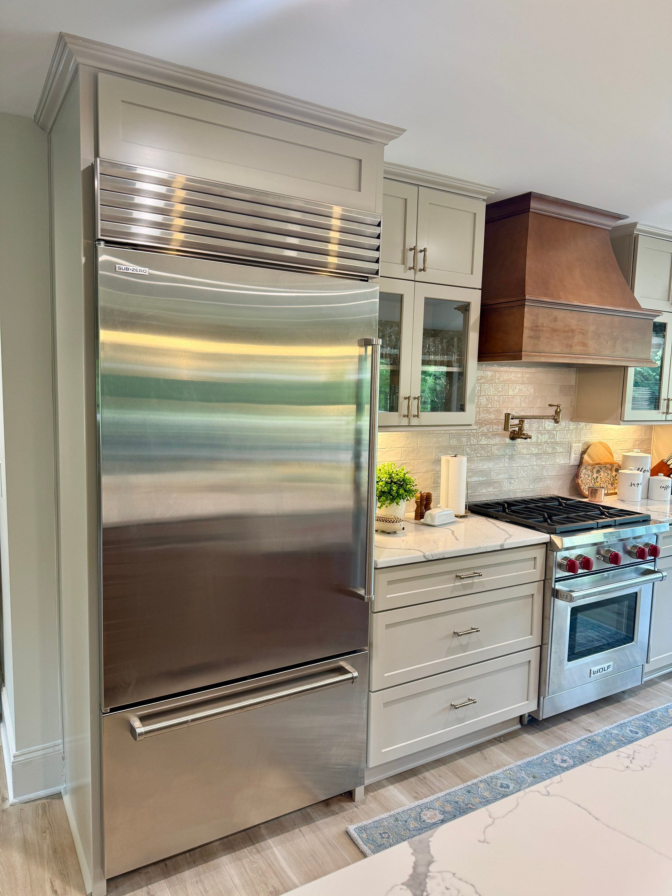 Kitchen in Fountain Inn, SC by Odio Custom Builders