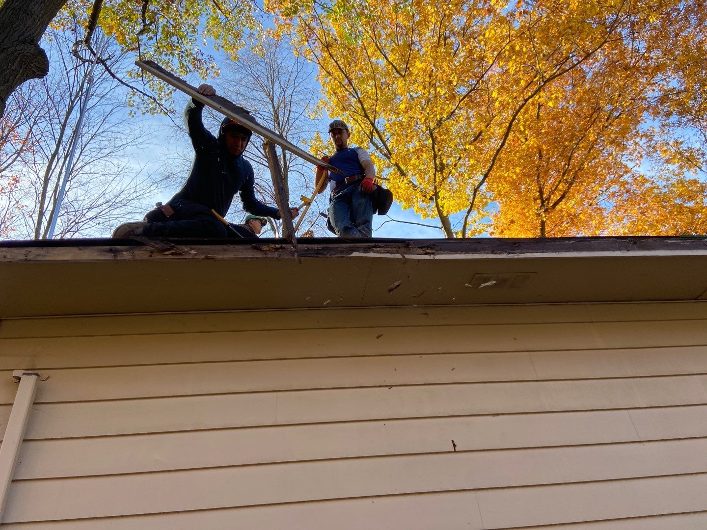 Roof Replacement using CertainTeed Landmark by 180 Contractors