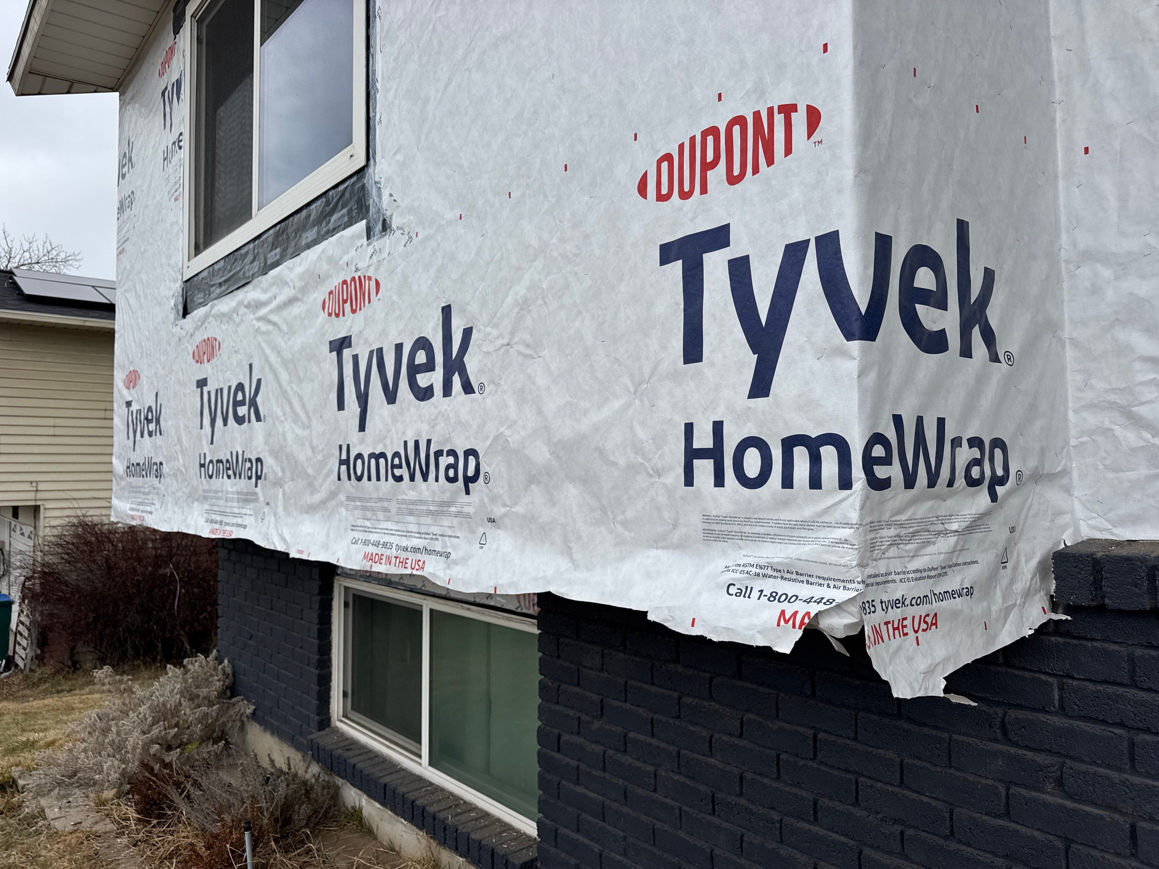 Orem | Beautiful Hardie Lap with B&B Accent | Boothbay Blue by Ideal Siding Utah