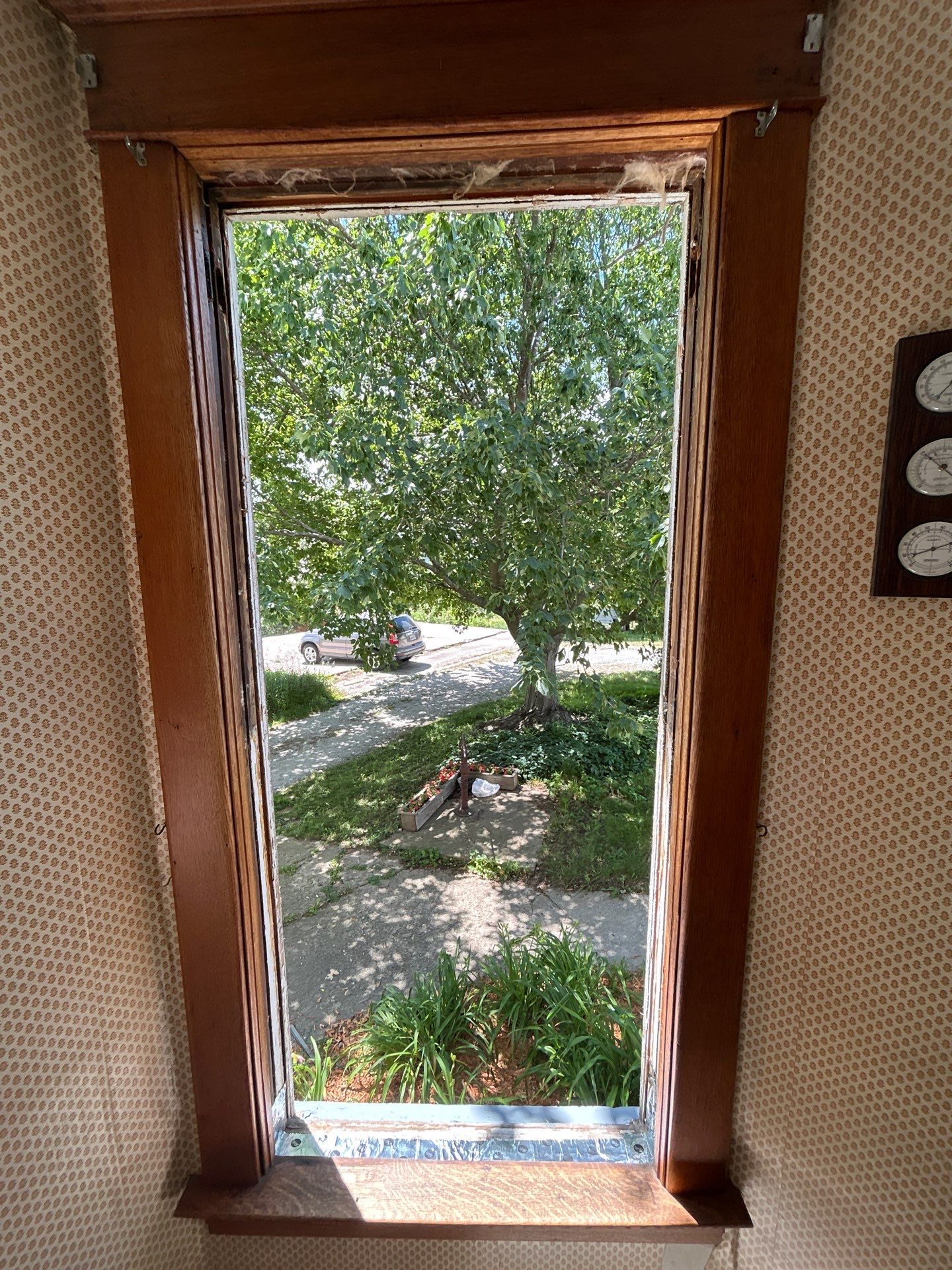 Windwo installation by United Windows and Siding LLC