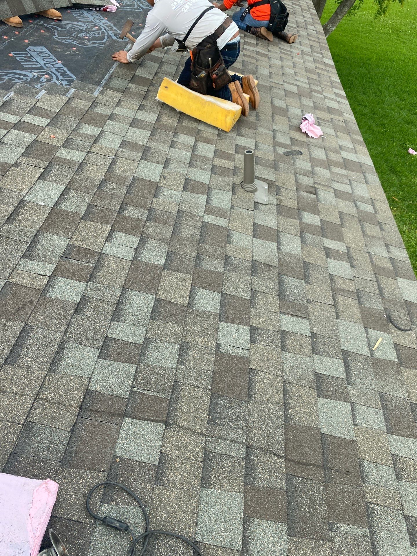 Residential Roofing Installation using Owen's Corning Duration (Lifetime) Shingles by Roof Repair Company