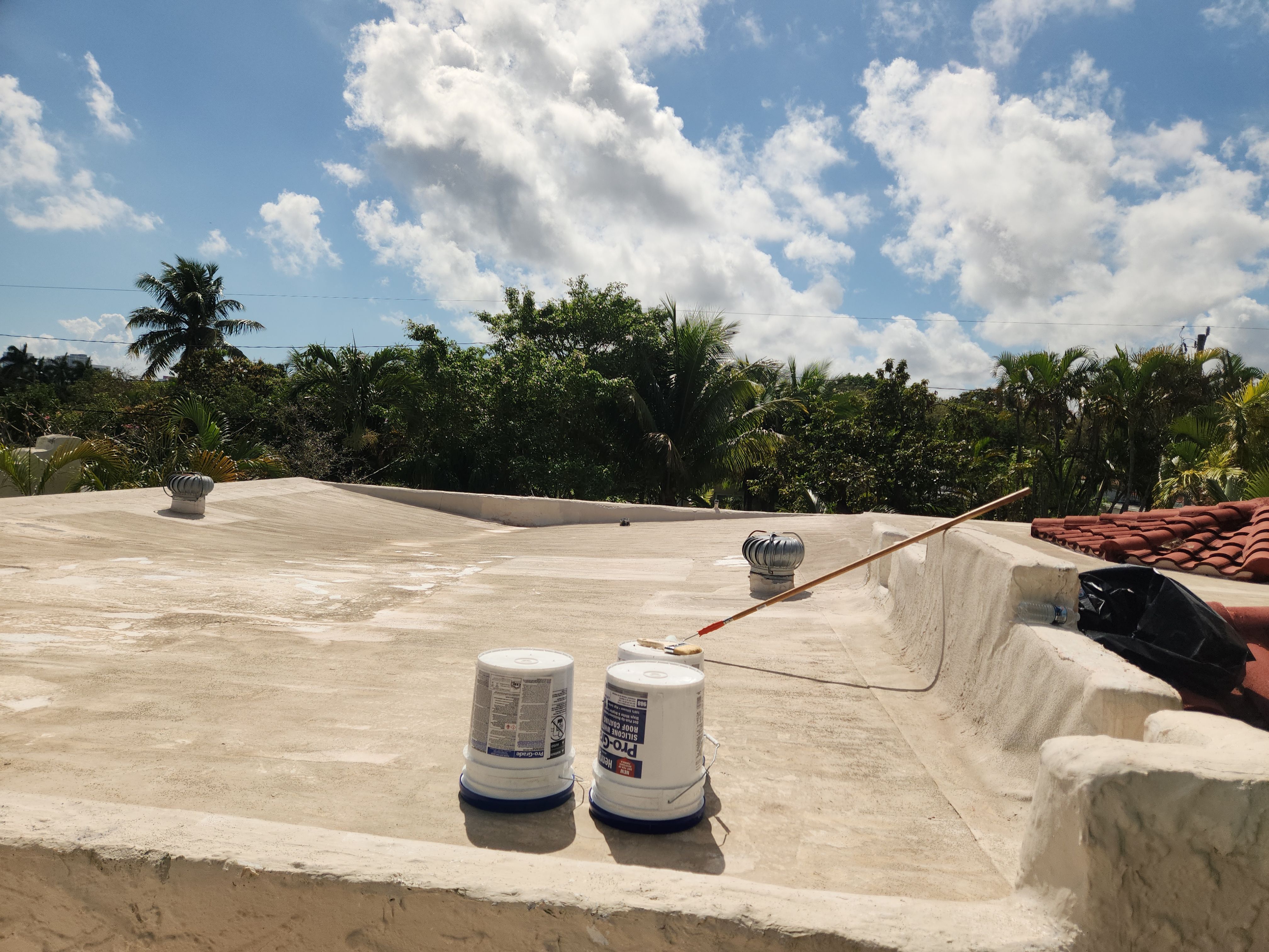 Expert Silicone Roof Coating in Hollywood – Aastro Roofing Delivers Long-Lasting Protection by Aastro Roofing