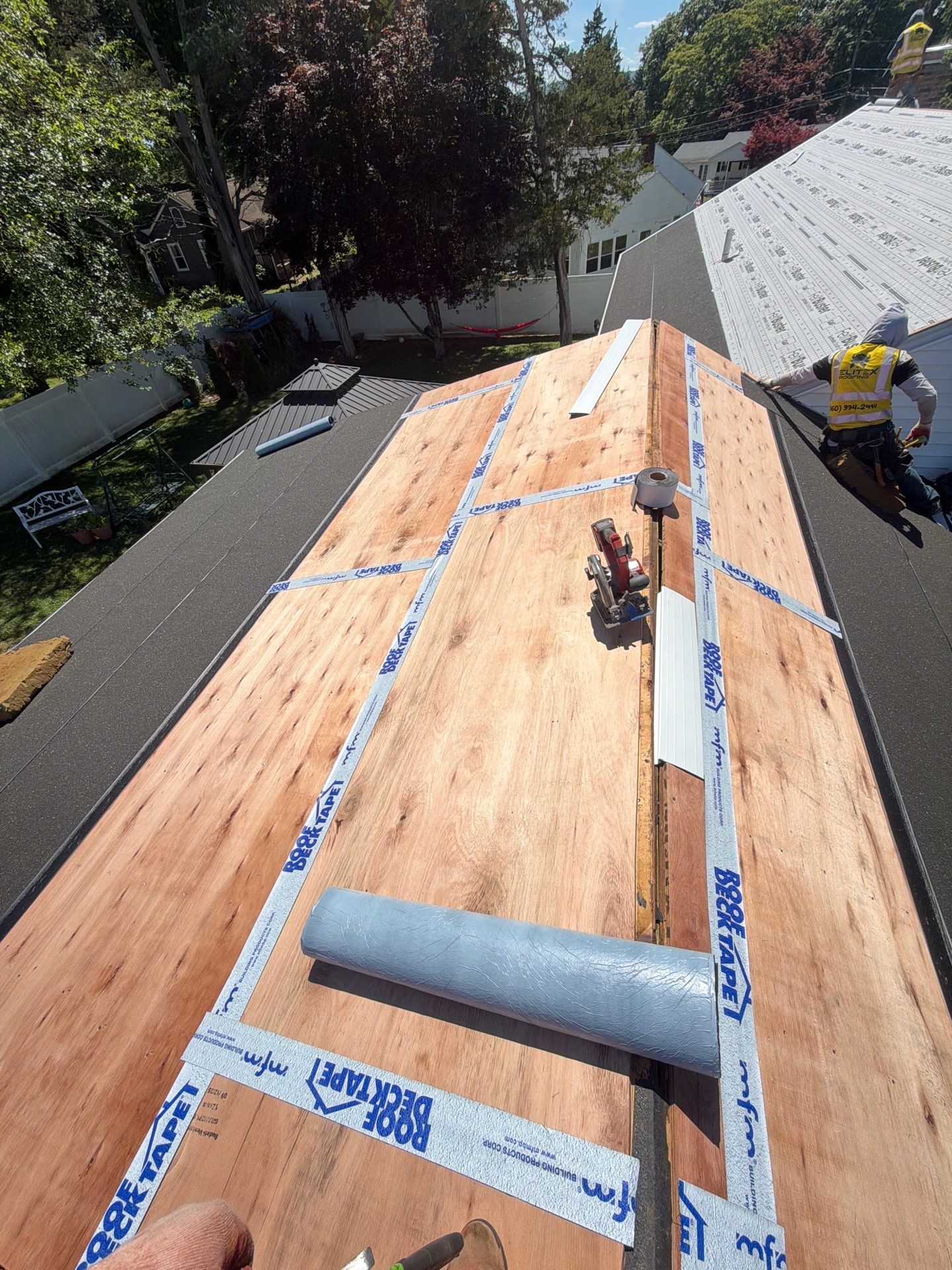 Project in Southington, CT by Elitex Roofing