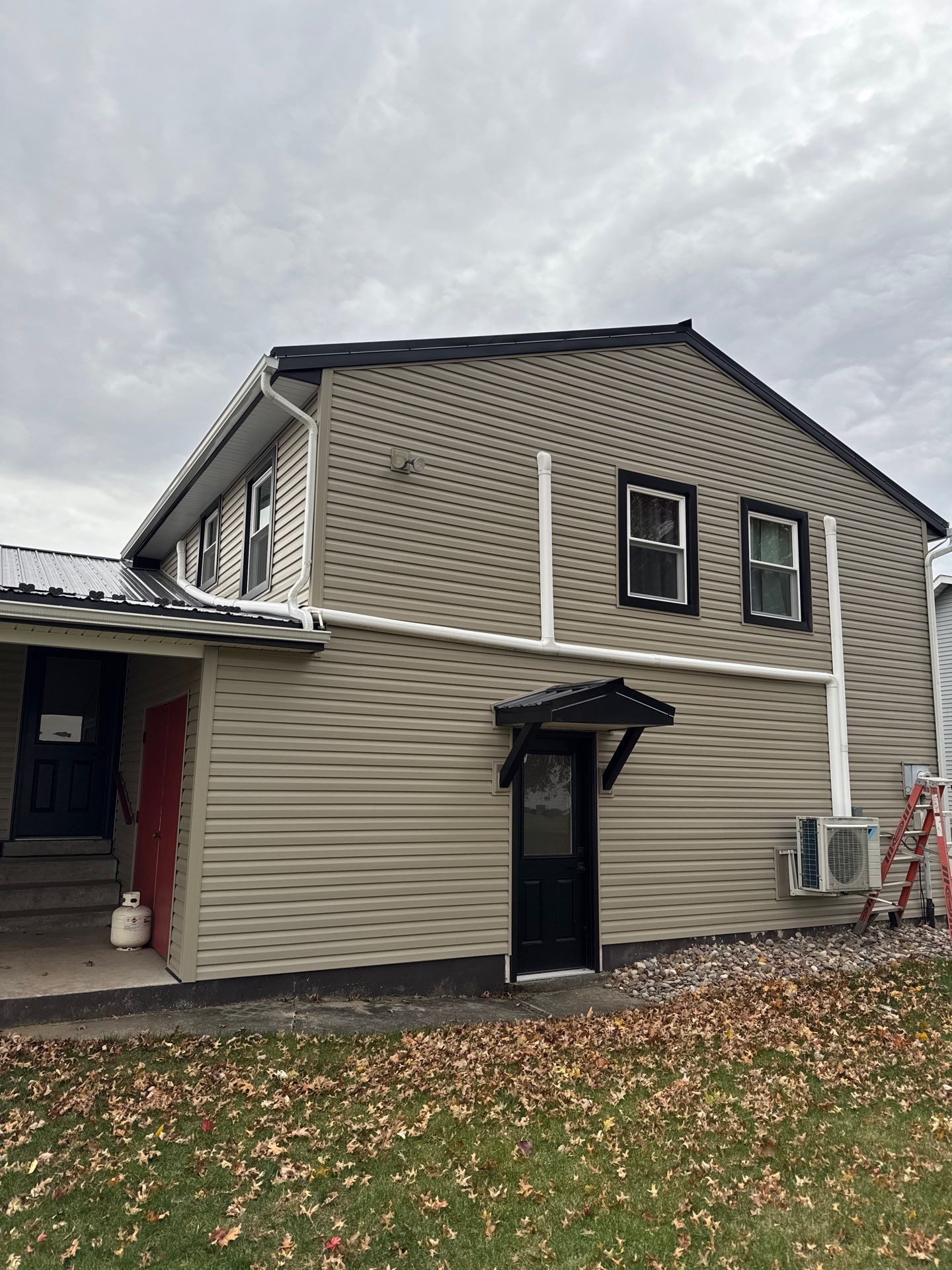 Comprehensive Exterior Siding Replacement and Door Upgrades in Elizabethville by Esh Builders