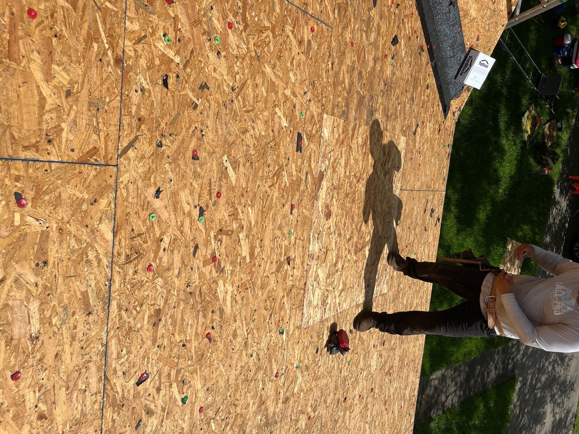 Residential Roofing Installation using Owen's Corning Duration (Lifetime) Shingles by Roof Repair Company