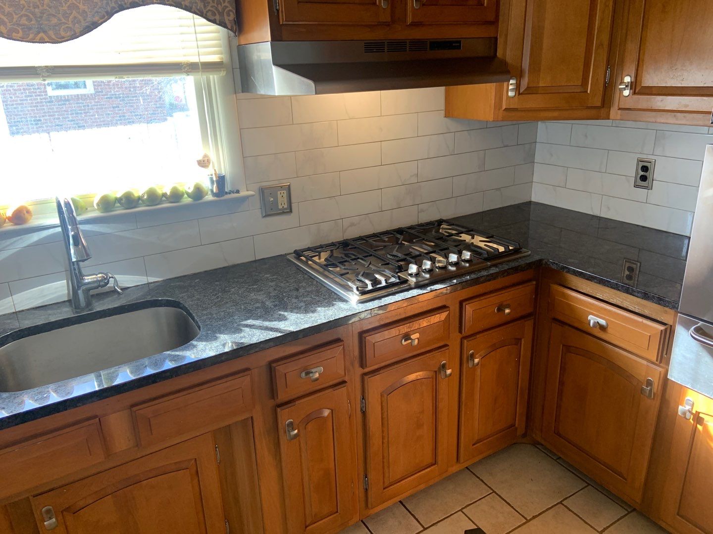 Recaulk Job using Caulk by A1 NERDY HOMES LLC
