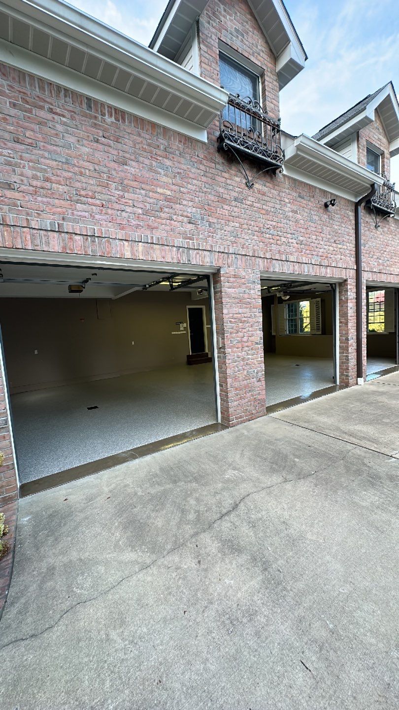 Big Garage Project in Mars by Floors in a Day, Inc