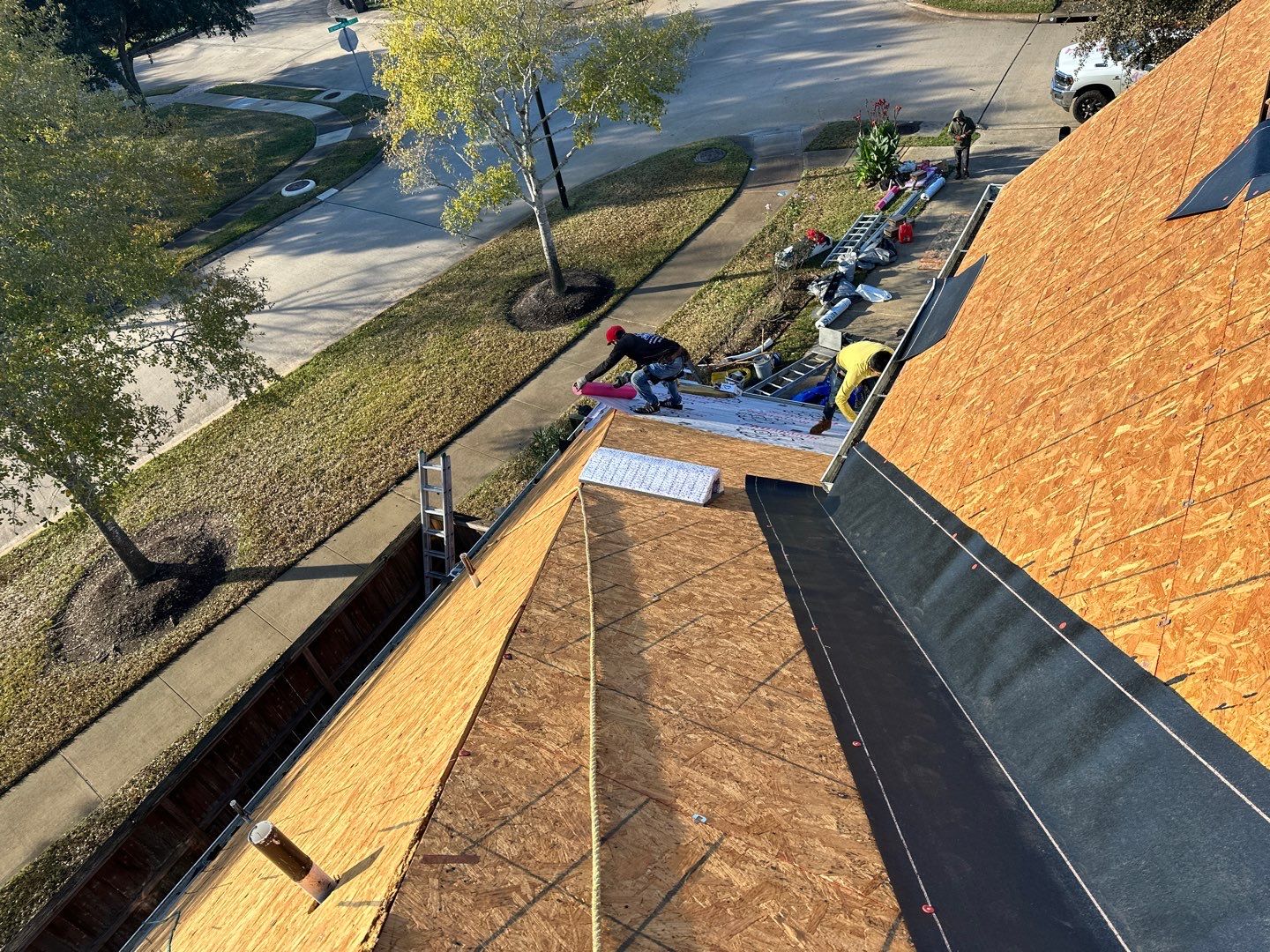 Residential Roofing Installation using Owen's Corning Duration (Lifetime) Shingles by Roof Repair Company