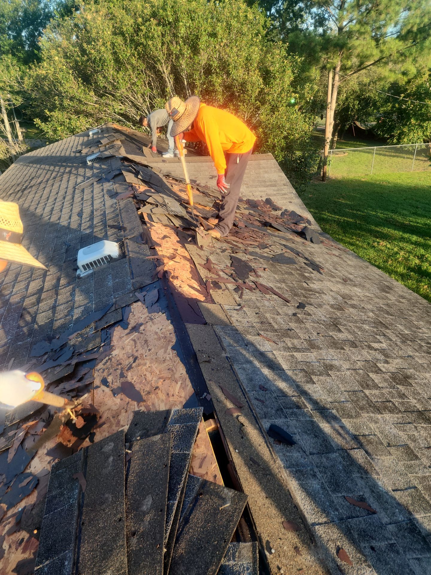 Residential Roofing Installation using Owen's Corning Duration (Lifetime) Shingles by Roof Repair Company