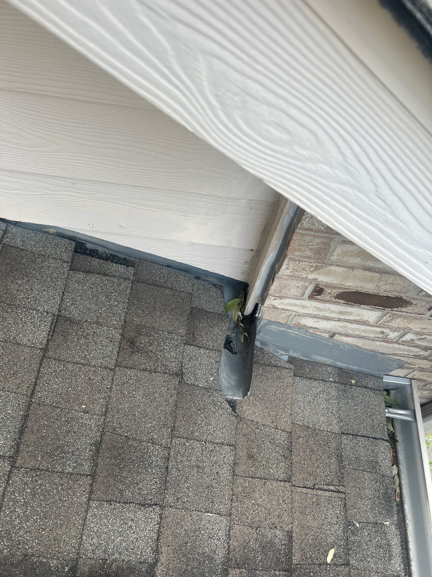 Hail Damage using Owen's Corning Duration (Lifetime) Shingles by Roof Repair Company