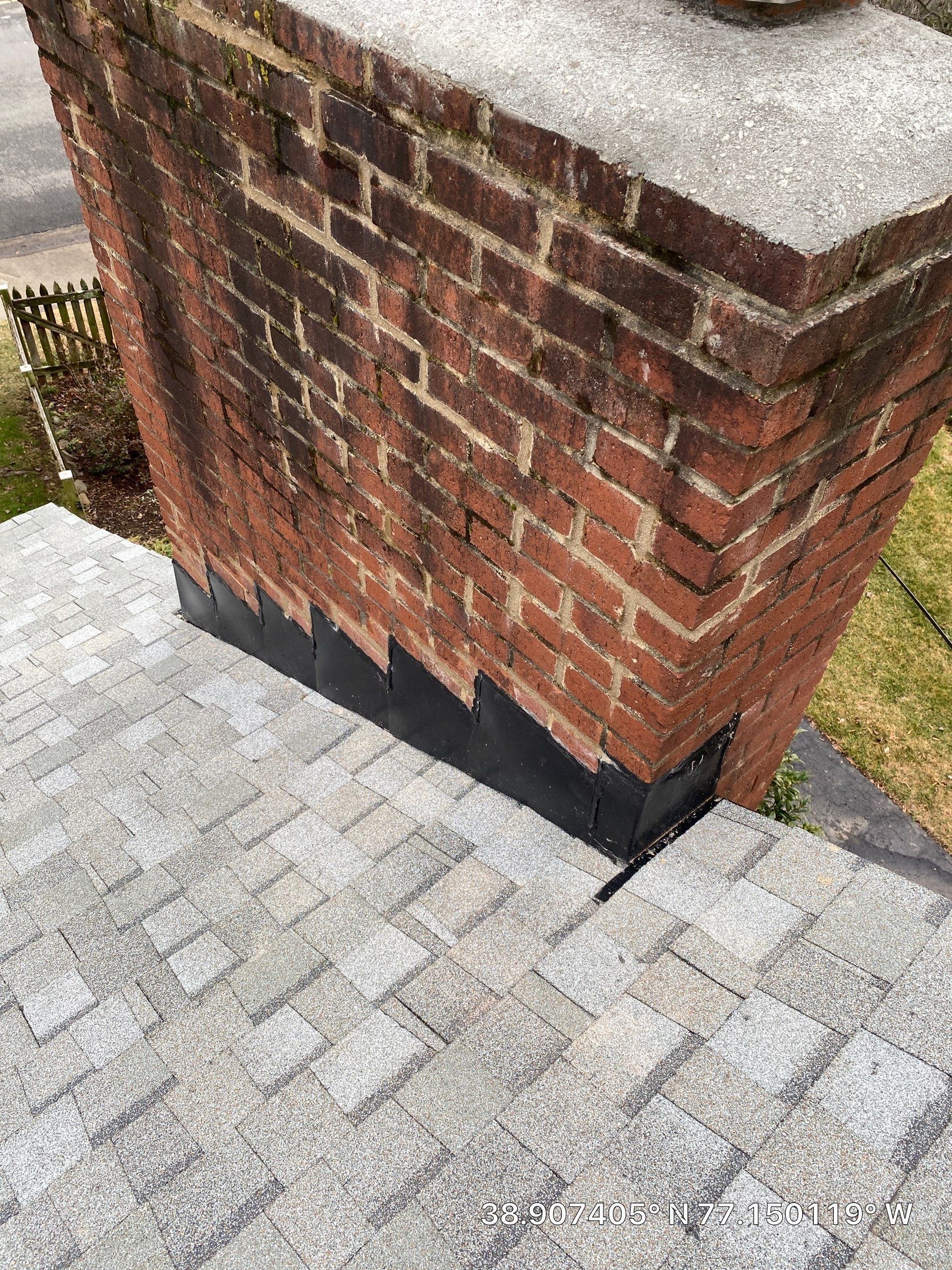 Arlington: CertainTeed Landmark Designer Shingles in Cobblestone Gray by RM Banning, Inc.