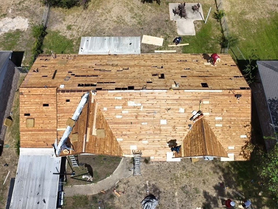 Shingle Project - Conroe, Texas by Hartland Roofing & Construction