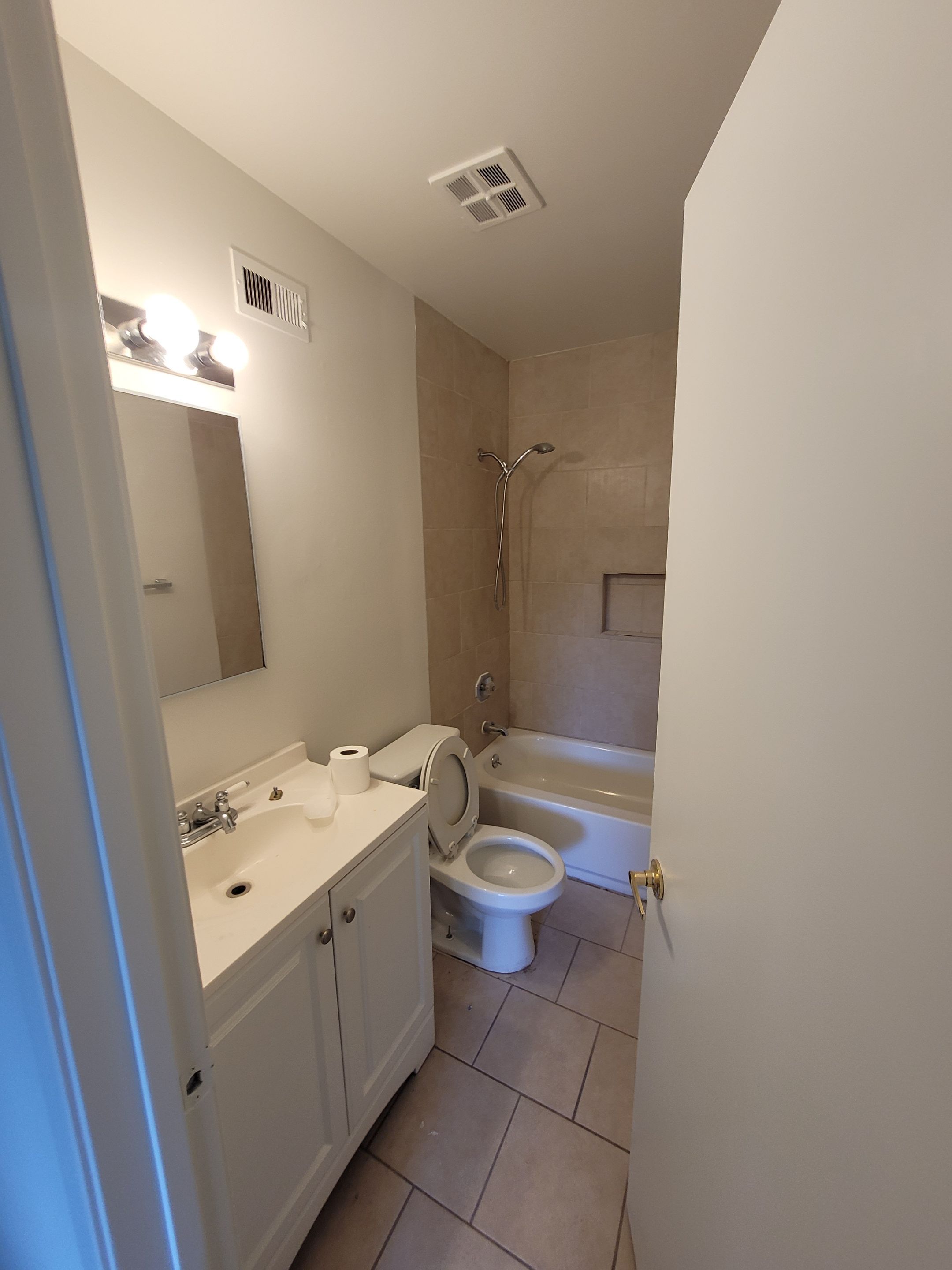 LP's Interior Residential by Asis Painting Inc 