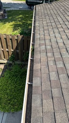 Turtle Shell gutter protection installation in Naperville, IL 60540, photograph 7