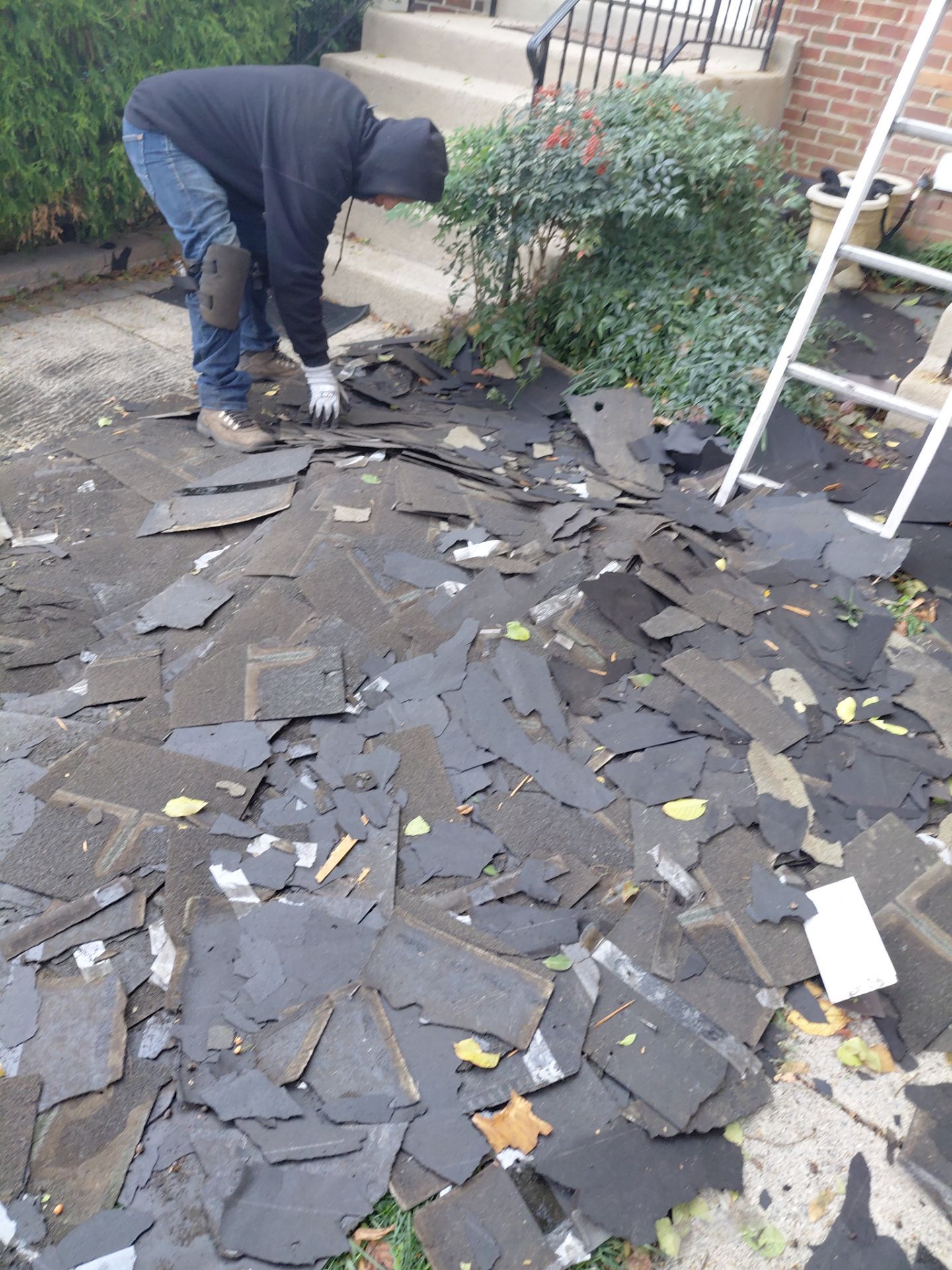 Alexandria : Residential Roof Replacement with CertainTeed Landmark Pro in Max Def Weathered Wood  by RM Banning, Inc.