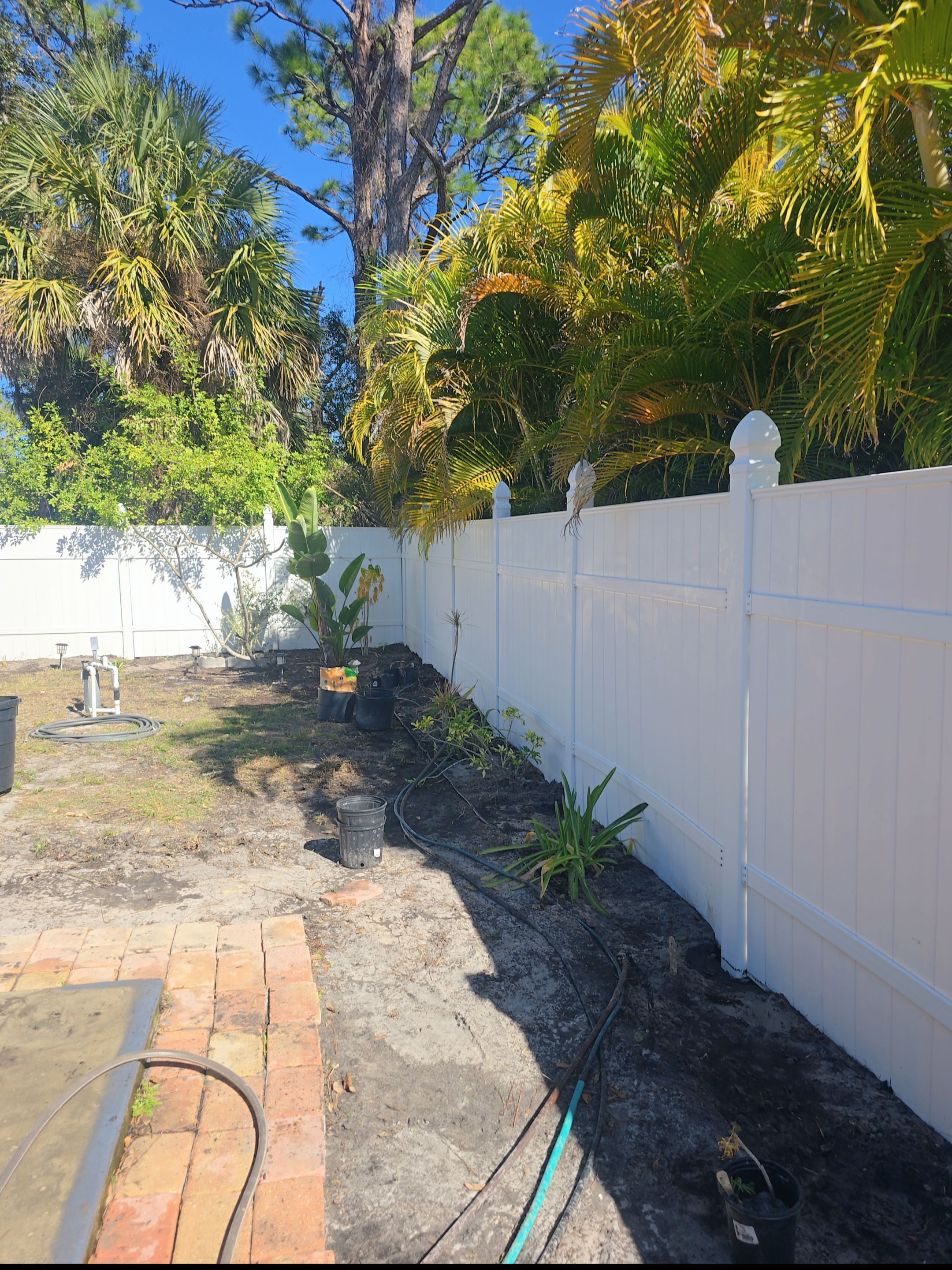 Vinyl Fence Repair in North Port by True Fence LLC