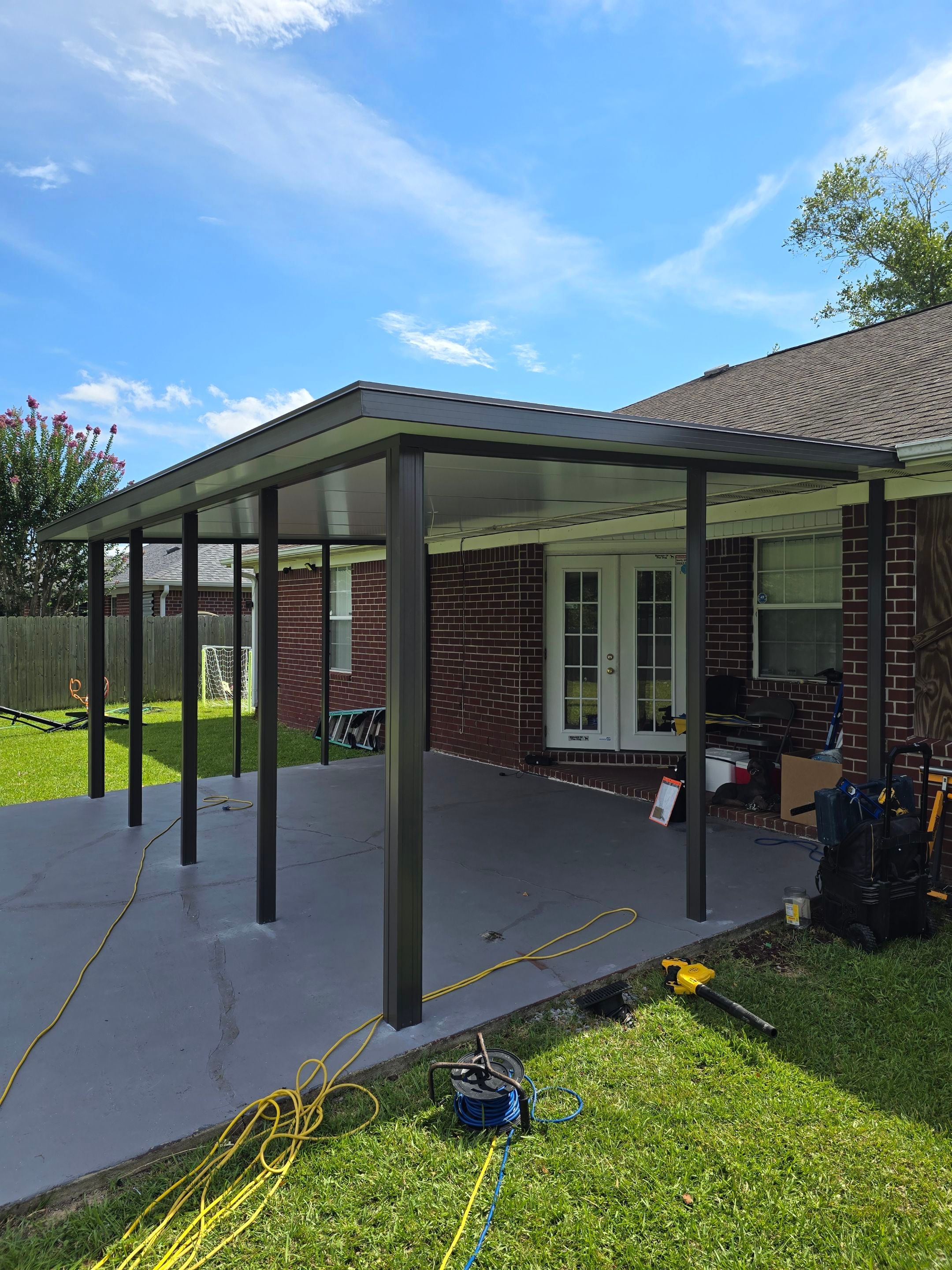 Screen Room Using Colorbeam by Titan Sunrooms